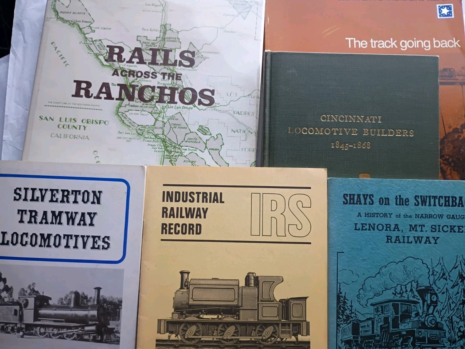 Lot Of 6 Vintage Locomotive Books And Booklets (1073) Lot Of 6 Vintage Locomotive Books And Booklets (1073)