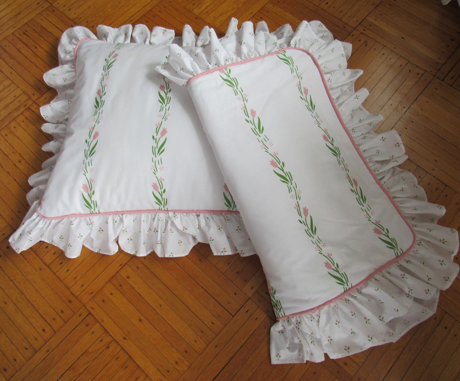 Vintage Laura Ashley Castleberry Two Ruffle Standard Pillow Shams Never Used Vintage Laura Ashley Castleberry Two Ruffle Standard Pillow Shams Never Used