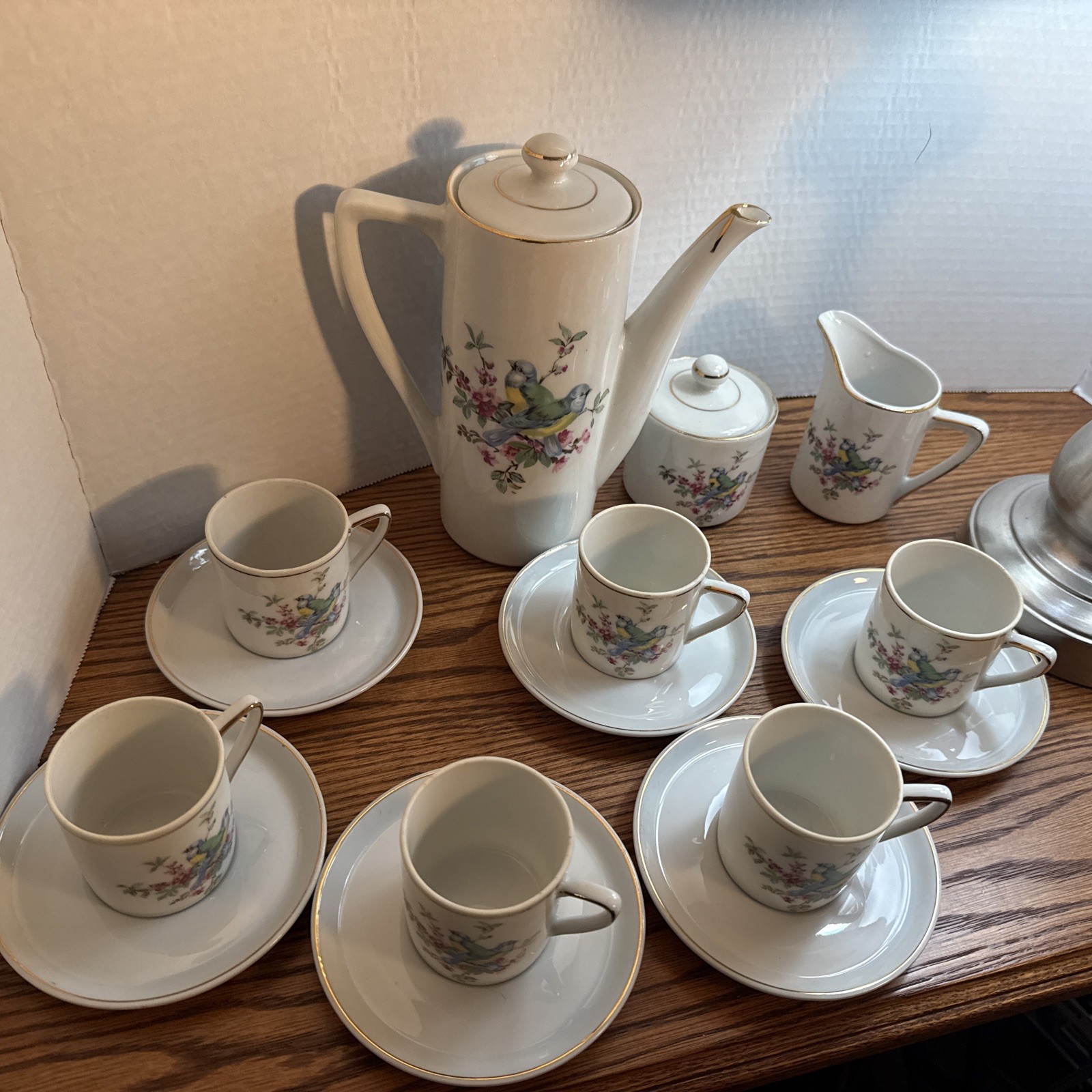 Vintage Royal Crown Love Birds Porcelain Set Vintage Royal Crown Love Birds Porcelain Set