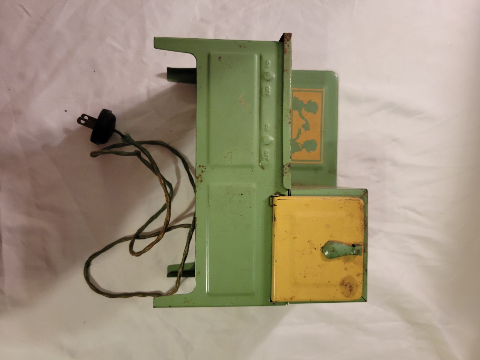 1930s Salesman Sample Stove 1930s Salesman Sample Stove