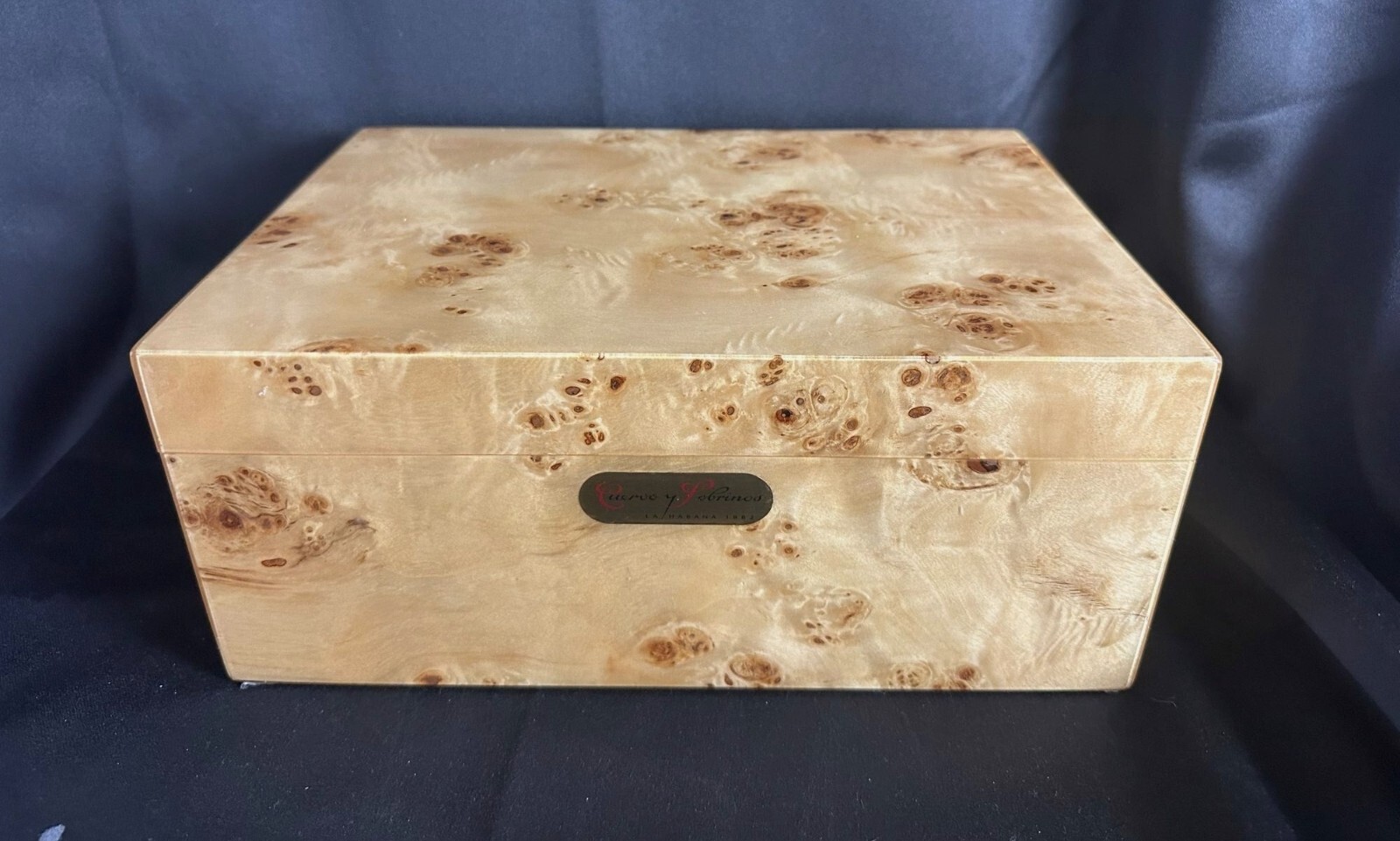 Vintage Cuervo Y Sobrinos Burl Wood Jewelry Box Tabaco Cigar Box Collectible Lig Vintage Cuervo Y Sobrinos Burl Wood Jewelry Box Tabaco Cigar Box Collectible Lig