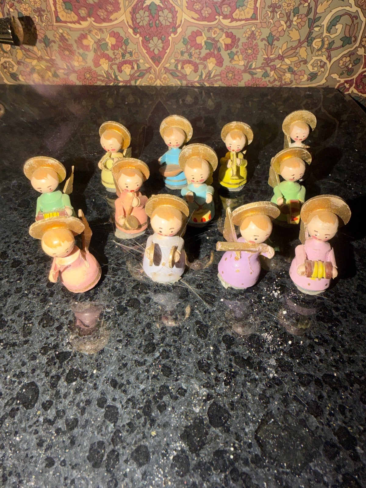 12 VINTAGE SEVI, Italian MINIATURE WOOD ANGELS WITH MUSICAL INSTRUMENTS 12 VINTAGE SEVI, Italian MINIATURE WOOD ANGELS WITH MUSICAL INSTRUMENTS