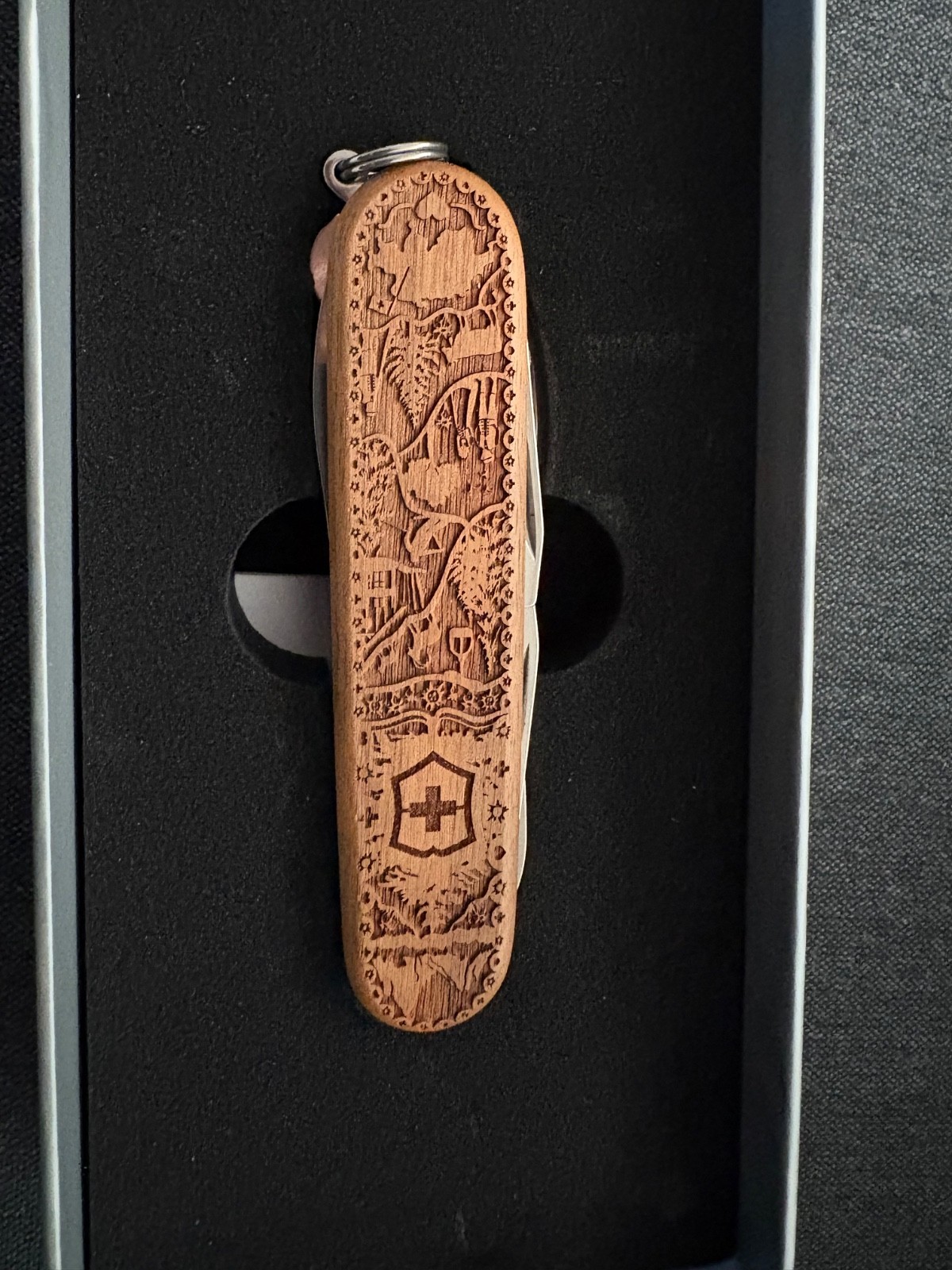 2021 Victorinox Winter Special Edition 2021 Victorinox Winter Special Edition