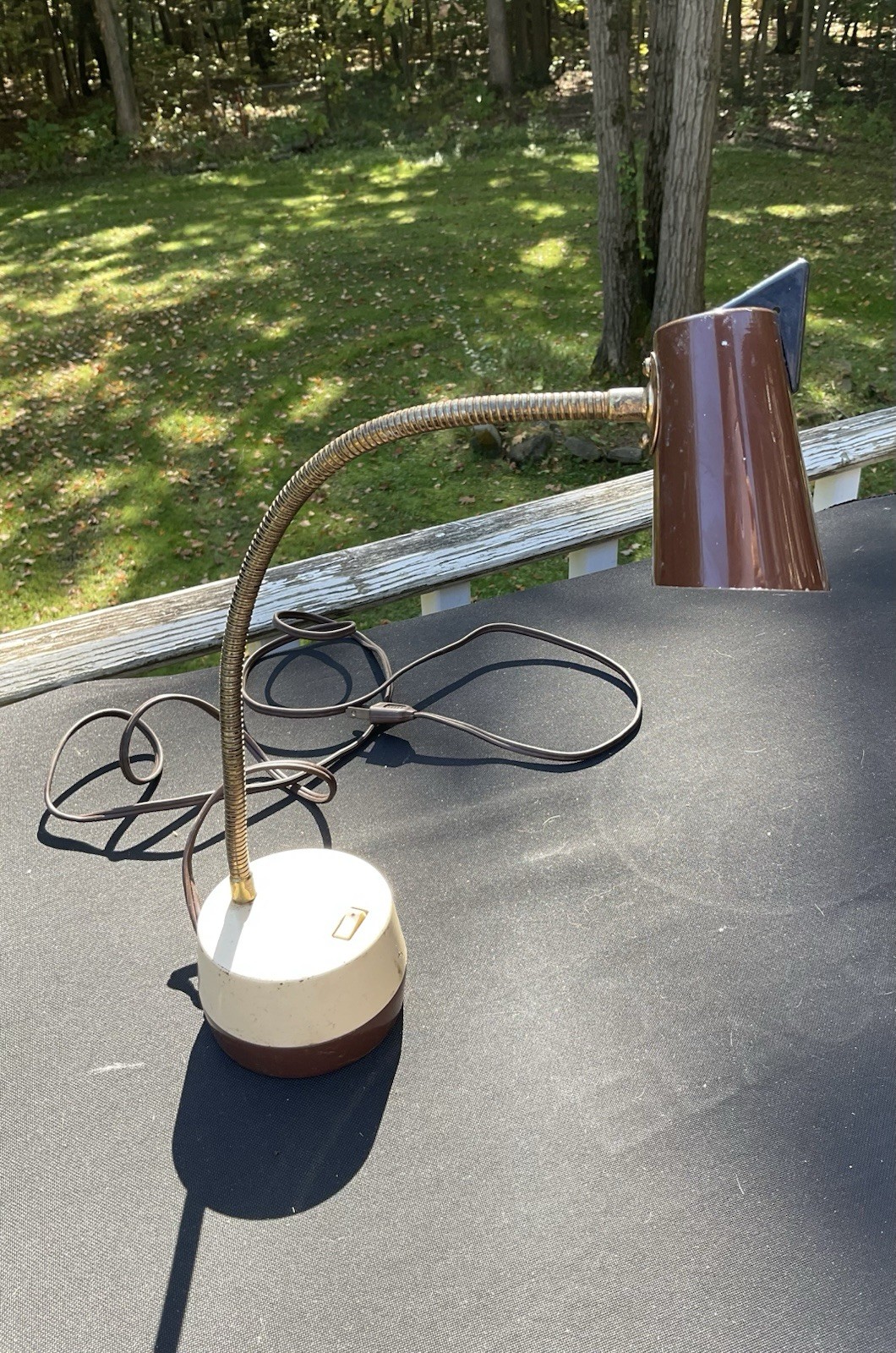 Vintage MCM Small Table/Desk Lamp 1950’s/60’s Atomic (works) Retro Vintage MCM Small Table/Desk Lamp 1950’s/60’s Atomic (works) Retro