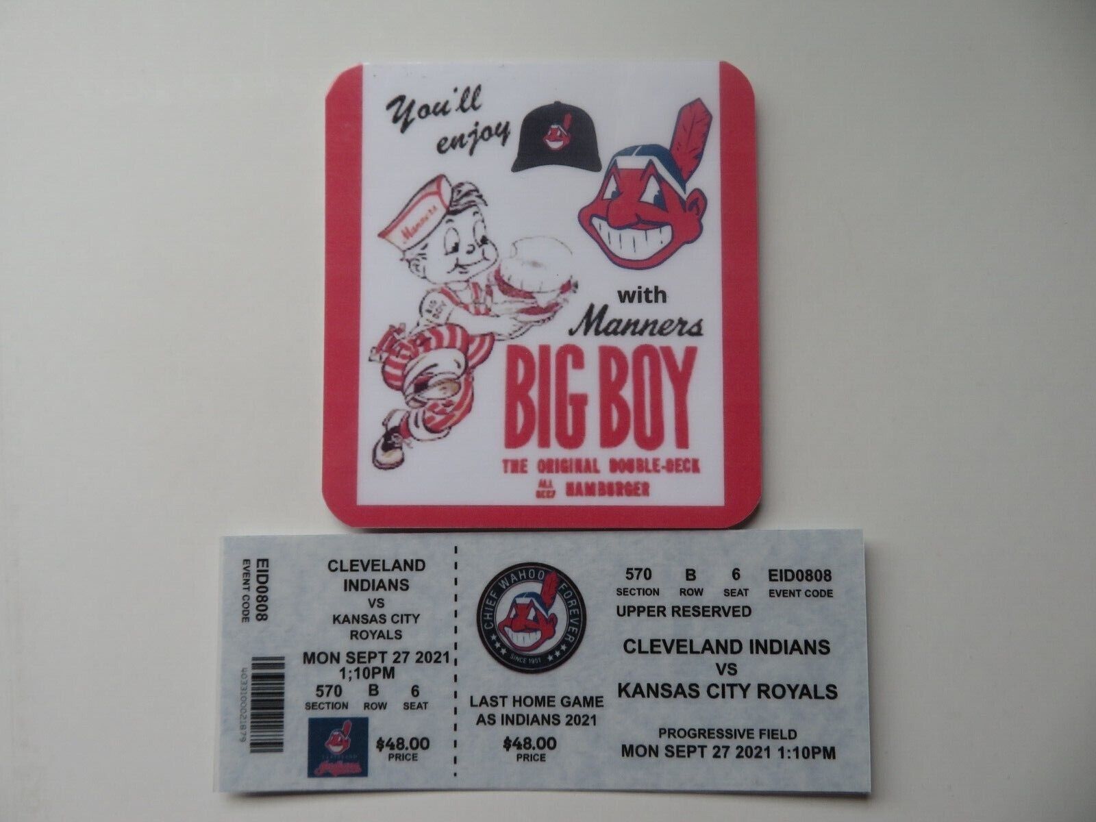 CLEVELAND INDIANS (CHEIF WAHOO) Wtth MANNERS BIG BOY Double-Deck Burger, MAGNET