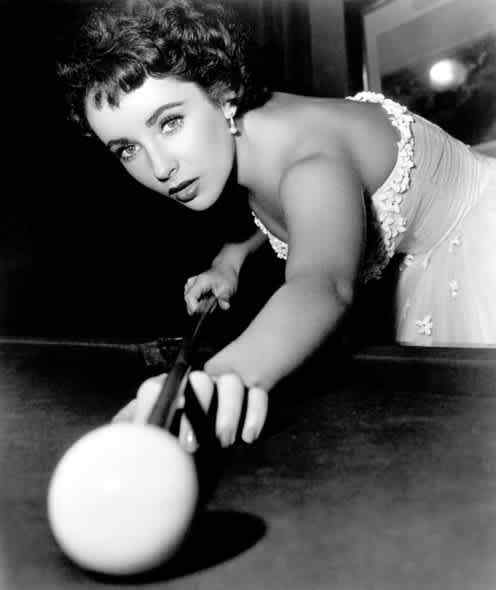 Actress Elizabeth Taylor Shooting Pool Billiards Publicity Picture Photo 8\
