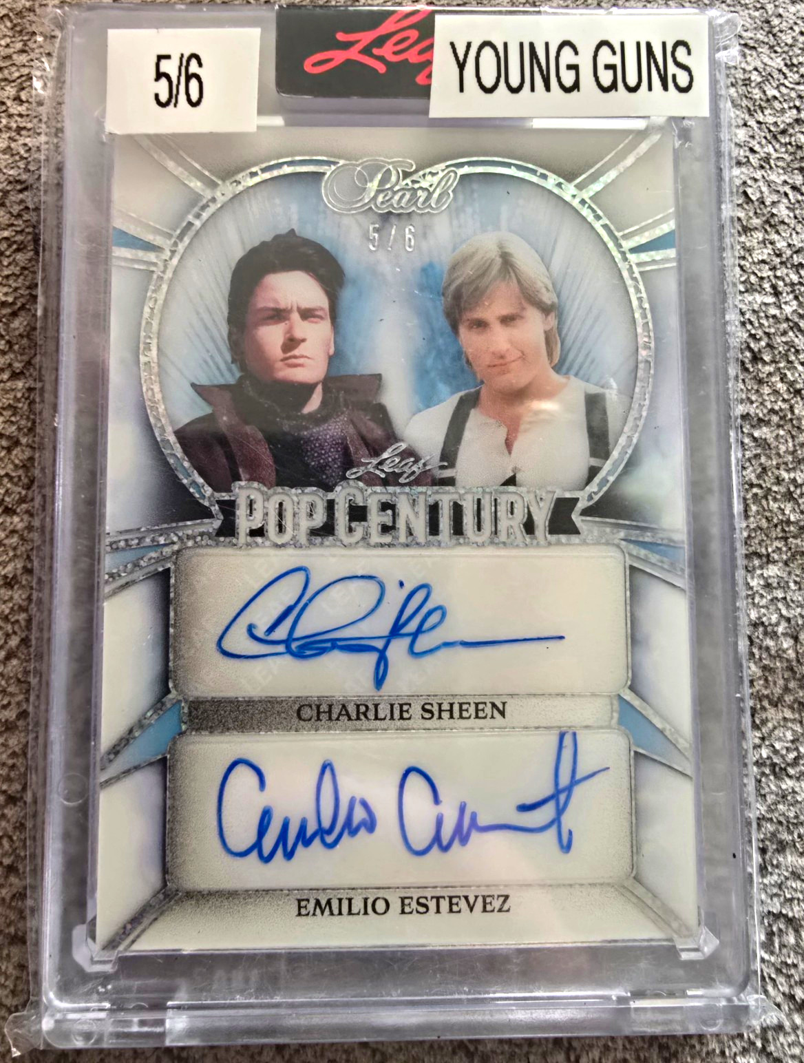 LEAF POP CENTURY PEARL YOUNG GUNS CHARLIE SHEEN EMILIO ESTEVEZ DUAL AUTO 5/6 LEAF POP CENTURY PEARL YOUNG GUNS CHARLIE SHEEN EMILIO ESTEVEZ DUAL AUTO 5/6