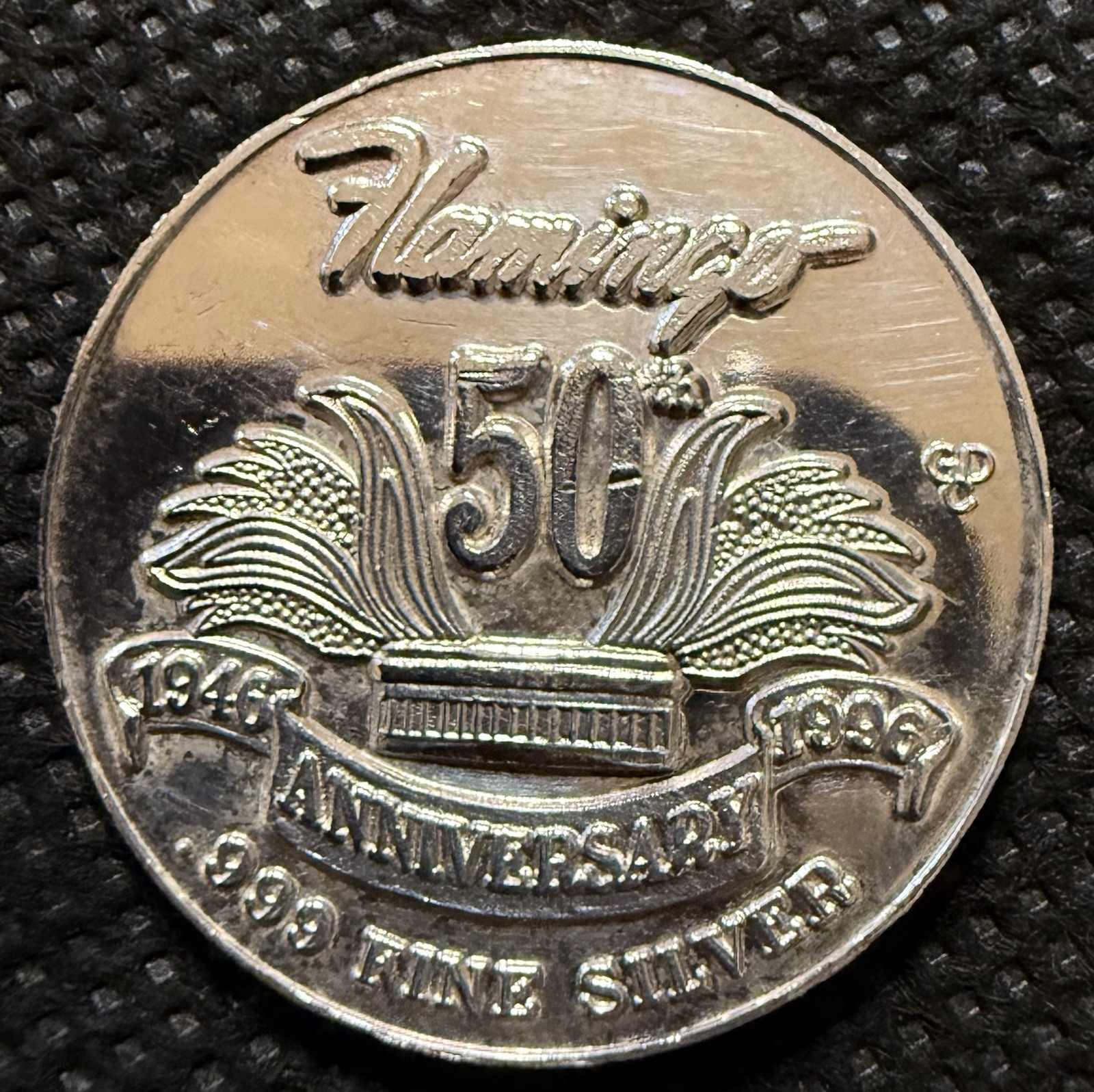 FLAMINGO HILTON HOTEL & CASINO RARE Limited Edition 999% .6 Oz Pure Silver Strke FLAMINGO HILTON HOTEL & CASINO RARE Limited Edition 999% .6 Oz Pure Silver Strke