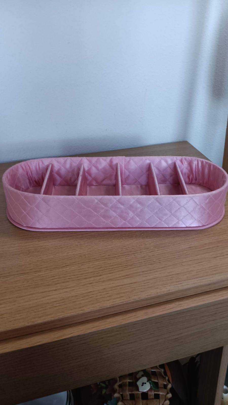 Vintage Pink Satin Hosiery Storage Box Gloves Hankerchief Divided Vintage Pink Satin Hosiery Storage Box Gloves Hankerchief Divided
