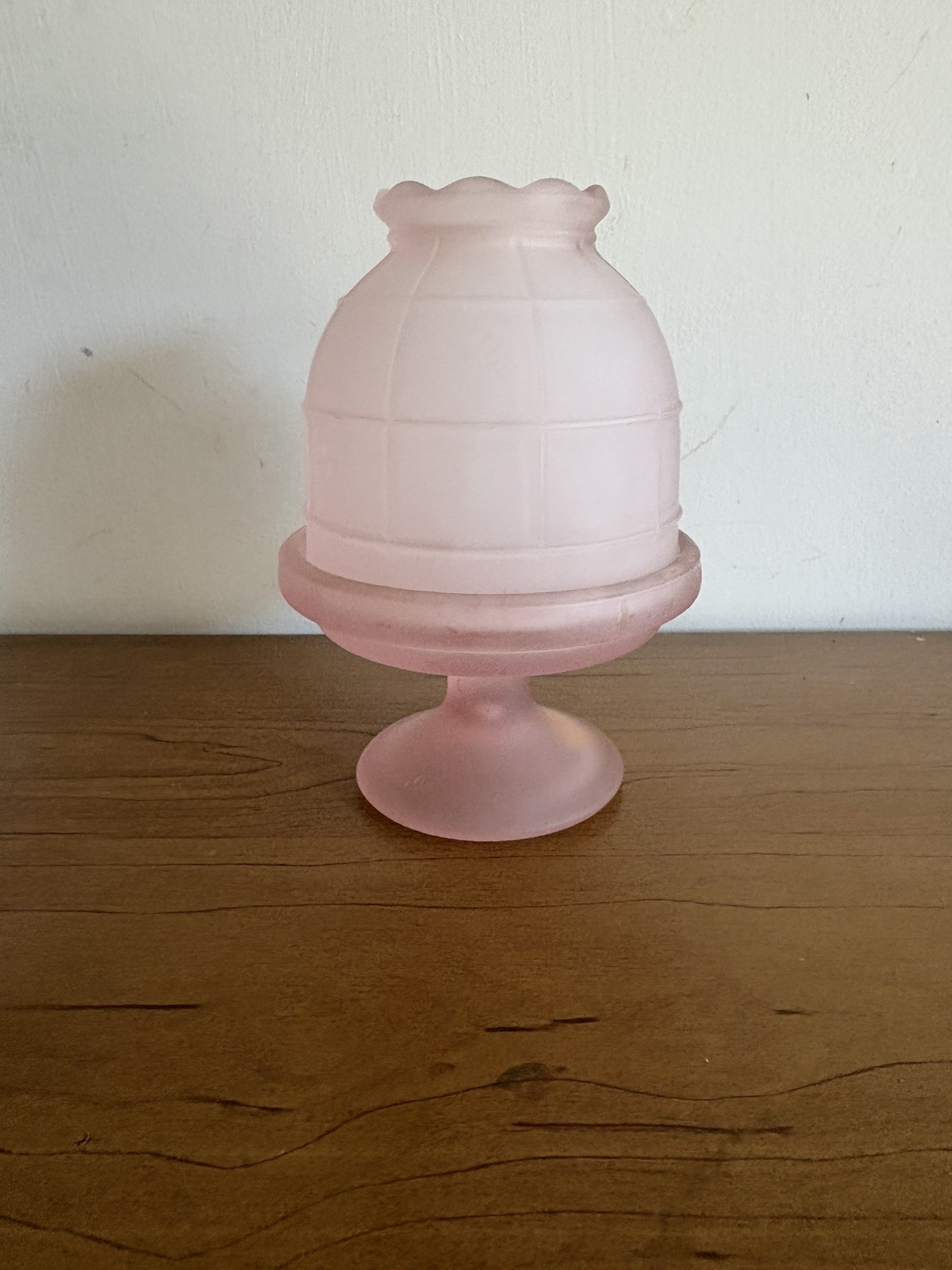 Vintage Fairy Lamp Light Pink Satin Frosted Glass 5.5” x 3 5/8” Vintage Fairy Lamp Light Pink Satin Frosted Glass 5.5” x 3 5/8”