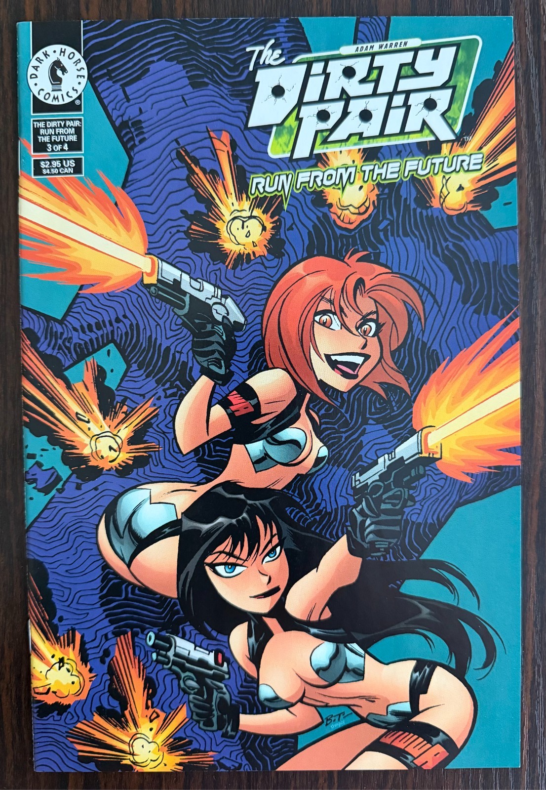 The Dirty Pair: Run from the Future #3 Bruce Timm Alt Cover (Dark Horse) FN/VF The Dirty Pair: Run from the Future #3 Bruce Timm Alt Cover (Dark Horse) FN/VF