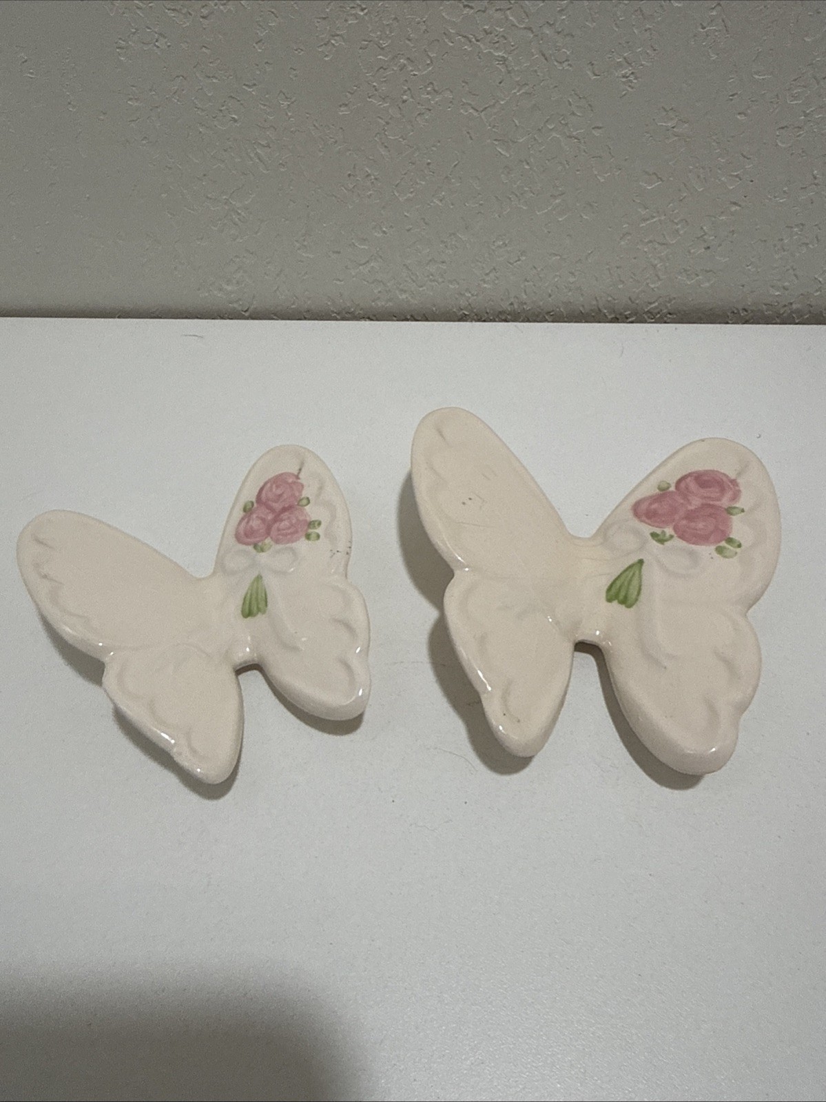 Vintage Pair White Butterfly Wall Hangings Decor Pink Rose Flower Porcelain
