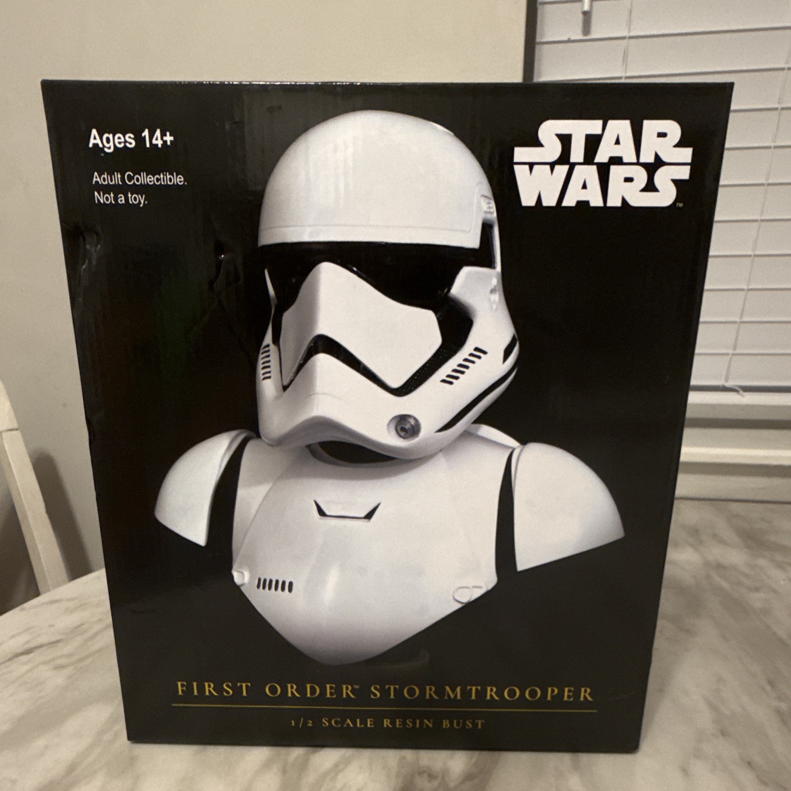 Gentle Giant Star Wars Legends in 3-Dimensions 1:2 Resin Bust Stormtrooper Gentle Giant Star Wars Legends in 3-Dimensions 1:2 Resin Bust Stormtrooper