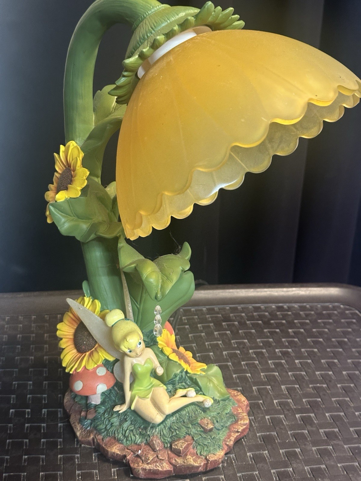 Disney Tinkerbell Tabletop Lamp WHIMSICAL RARE UNUSUAL Disney Tinkerbell Tabletop Lamp WHIMSICAL RARE UNUSUAL