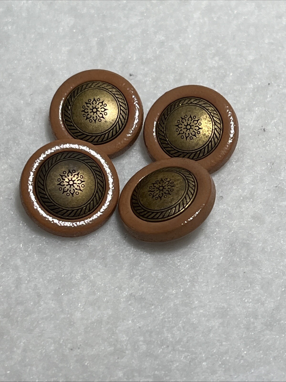 4 Vtg 3/4” Engraved Brass Tan Flower Brown Buttons 1935, Rare, Collectible