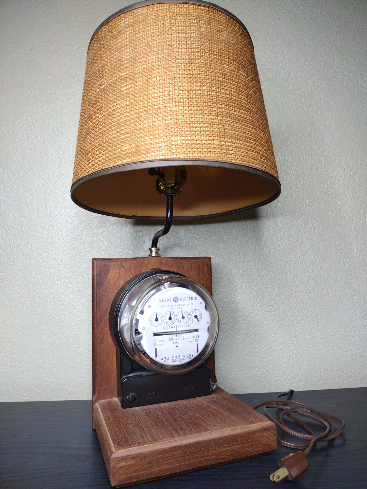 Vintage 1960s GE Electric Meter Table Lamp Hardwood Base Light Works Meter Turns Vintage 1960s GE Electric Meter Table Lamp Hardwood Base Light Works Meter Turns