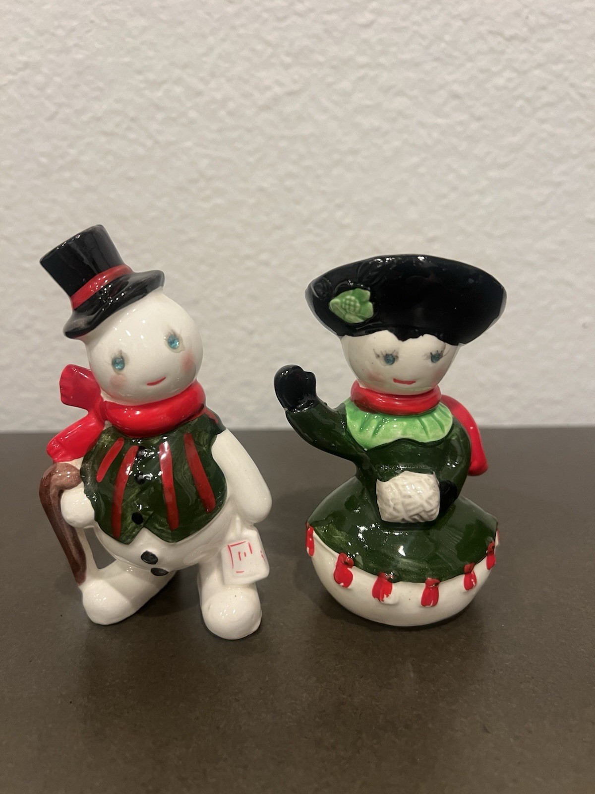 Vintage Kreiss Snowman And Woman Shakers Vintage Kreiss Snowman And Woman Shakers