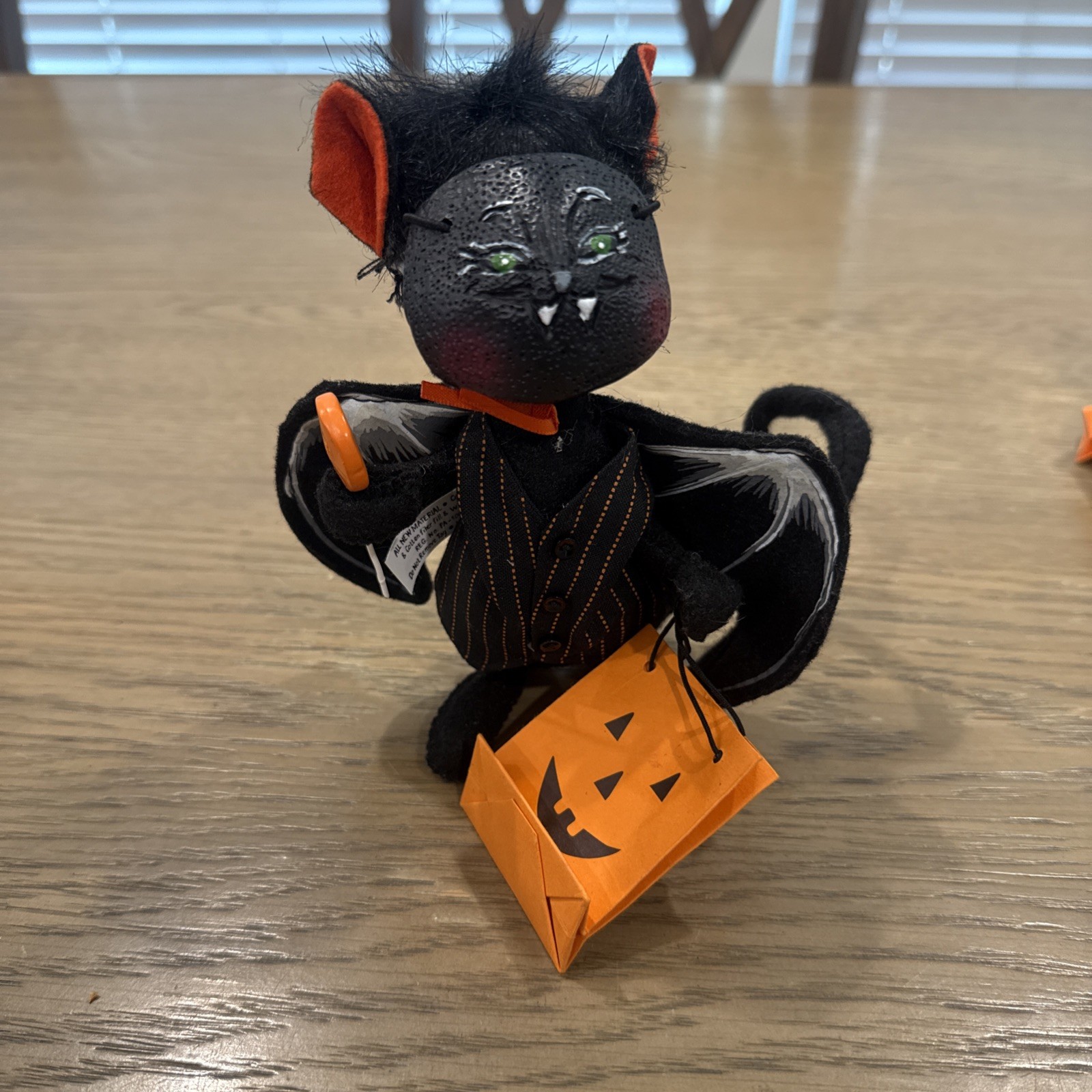 ANNALEE Halloween 6” Trick or Treat Mouse Bat Vampire Costume w/ Mask 2005 ANNALEE Halloween 6” Trick or Treat Mouse Bat Vampire Costume w/ Mask 2005