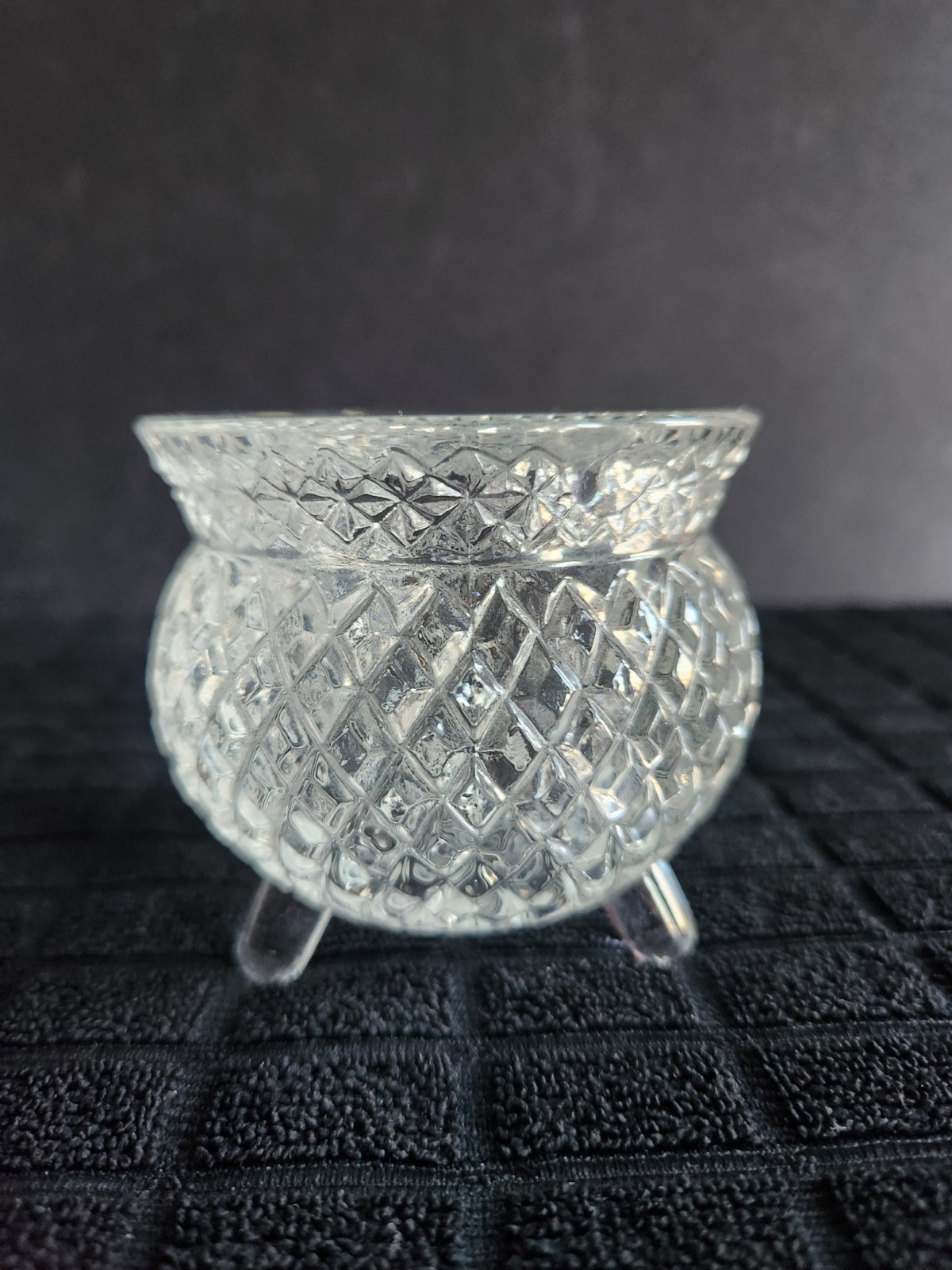 Elegant Footed Clear Glass Diamond Pattern Candle Holder • 3\ Elegant Footed Clear Glass Diamond Pattern Candle Holder • 3\