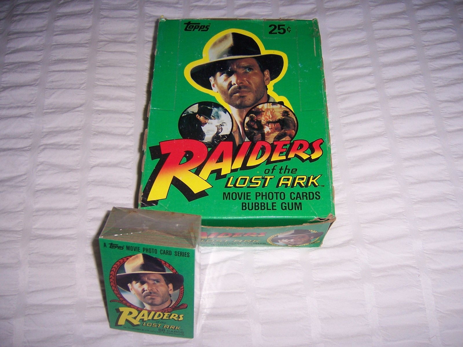 Raiders of the Lost Ark Wax Bubble Gum (32) packs / PLUS 88 unopened Movie Cards Raiders of the Lost Ark Wax Bubble Gum (32) packs / PLUS 88 unopened Movie Cards