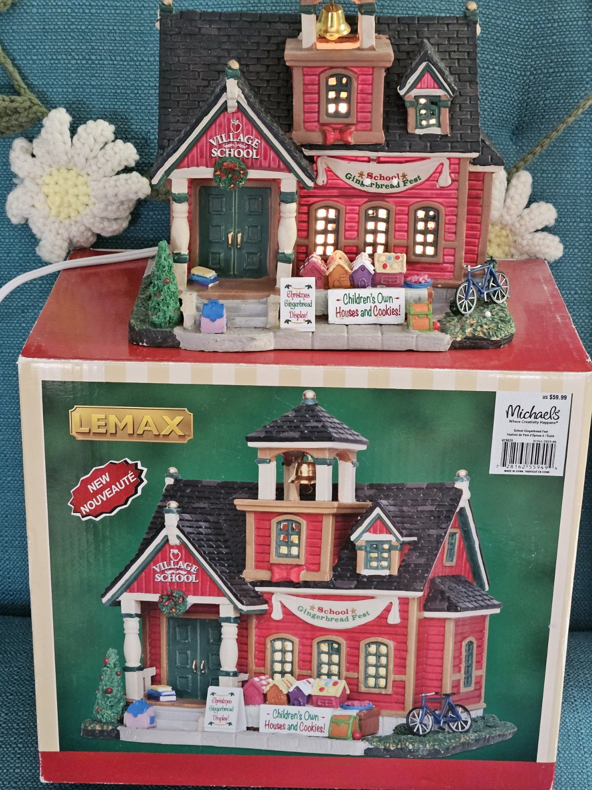 LEMAX SCHOOL GINGERBREAD FEST CHRISTMAS HOLIDAY VILLAGE #55949 W/BOX LIGHT 2015 LEMAX SCHOOL GINGERBREAD FEST CHRISTMAS HOLIDAY VILLAGE #55949 W/BOX LIGHT 2015