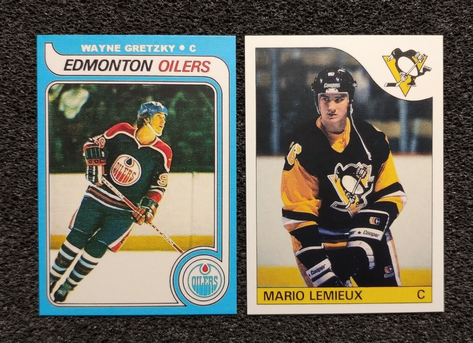 1979 Wayne Gretzky 1984 Mario Lemieux Rookie Card Lot. ACEO Novelty Cards. Mint