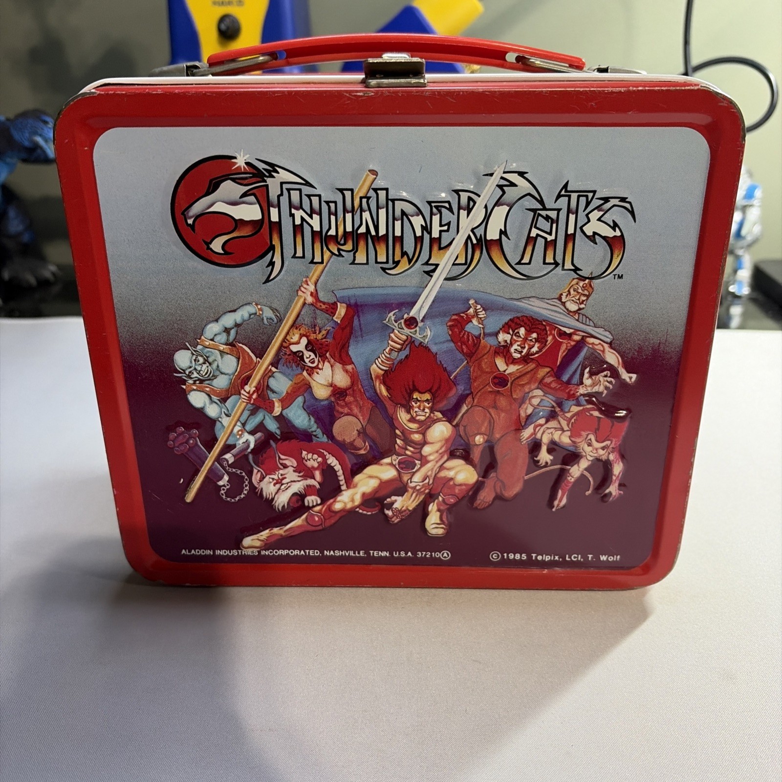 Vintage 1985 ThunderCats Aladdin Industries Metal Lunch Box Vintage 1985 ThunderCats Aladdin Industries Metal Lunch Box