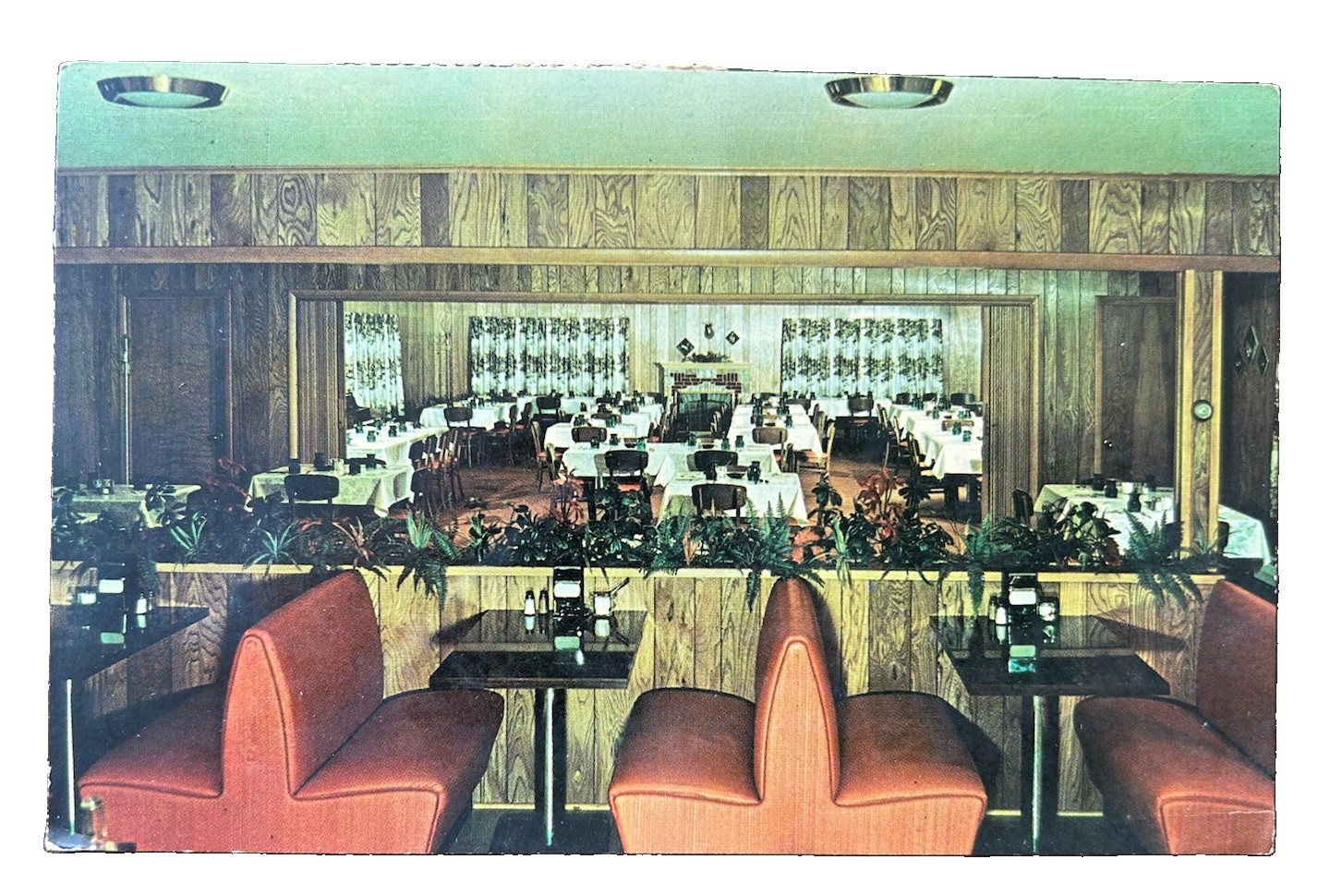 NEW BERLIN NY~Deer Path Motel & Restaurant~Interior View of Booths