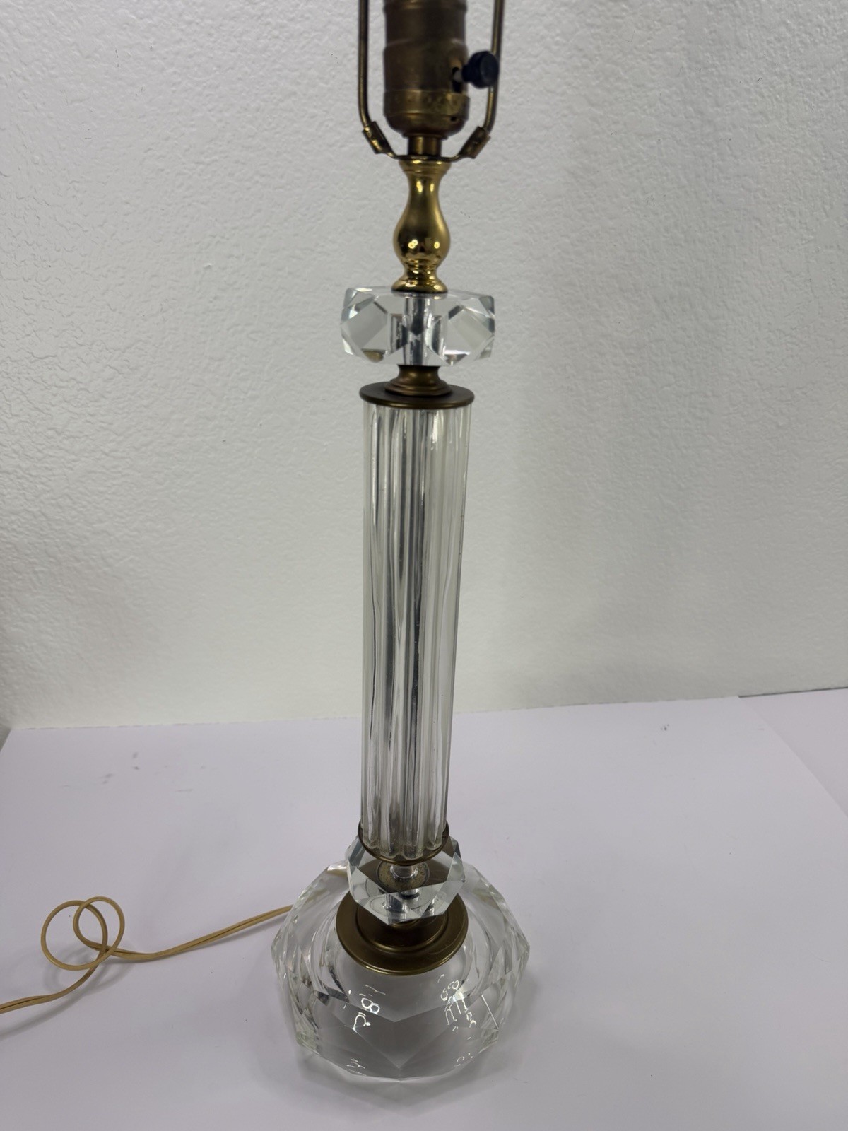 Vintage Brass Fluted Glass Column Table Lamp Faceted Crystal Hollywood Regency Vintage Brass Fluted Glass Column Table Lamp Faceted Crystal Hollywood Regency