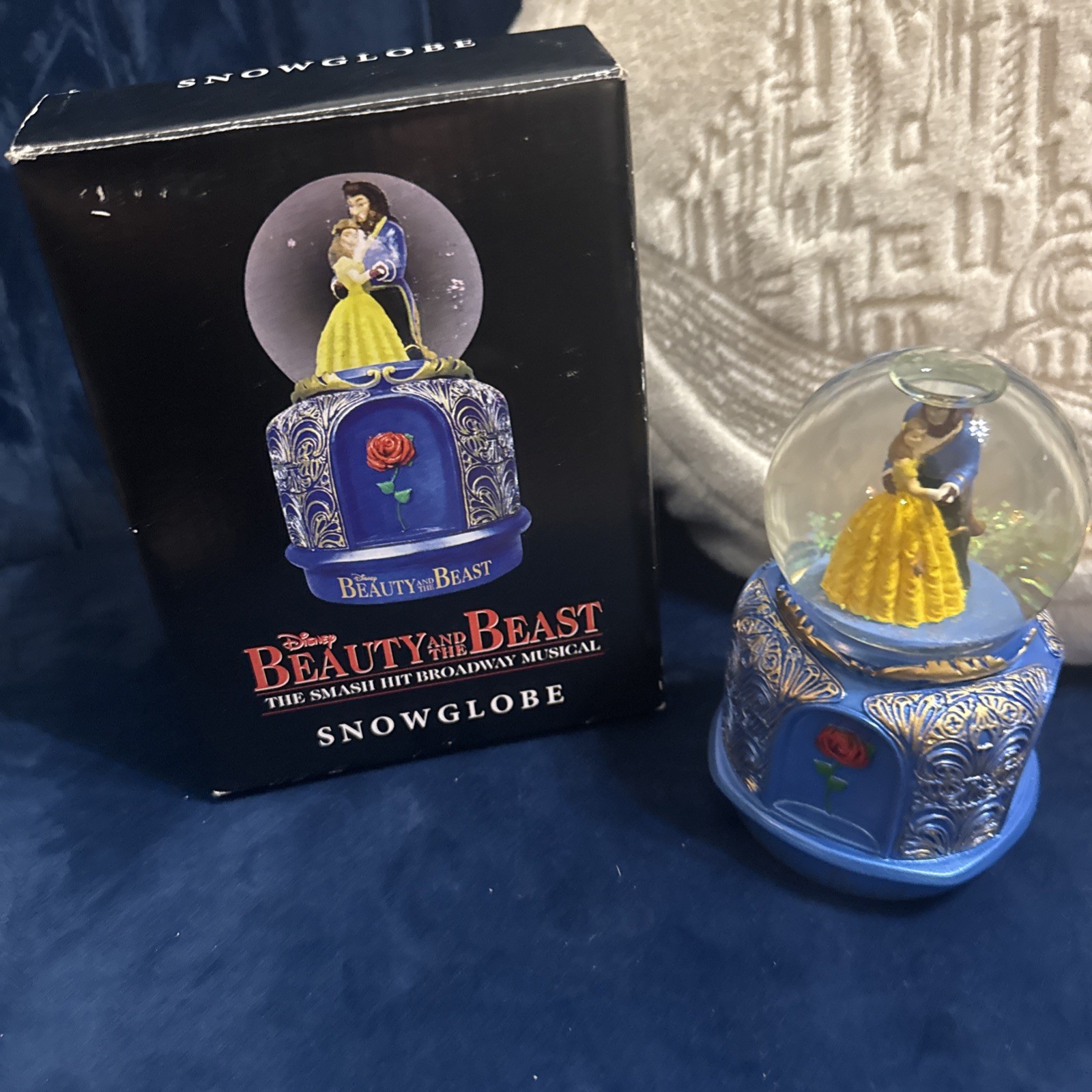 Disney Beauty and the Beast Snow Globe Belle & Beast Dancing Blue Base Rose