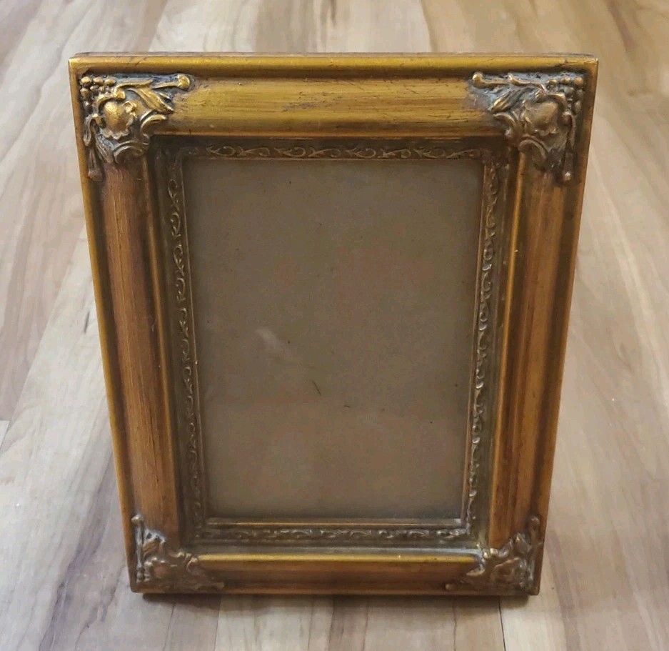 Vintage Ornate Gold Picture Frame Baroque Rococo Antique Style Photo Art Vintage Ornate Gold Picture Frame Baroque Rococo Antique Style Photo Art