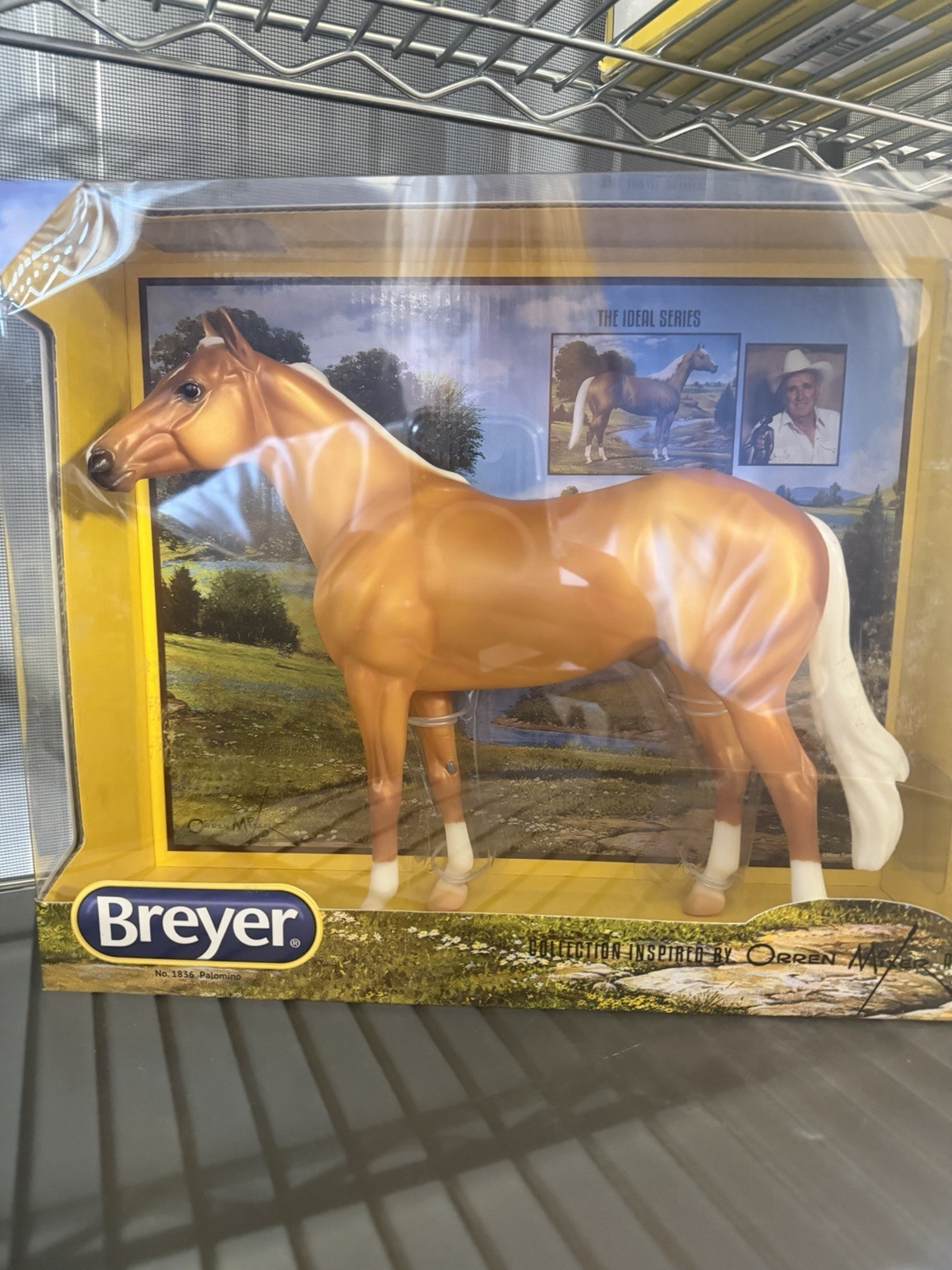Palomino Breyer AQHA Discontinued Palomino Breyer AQHA Discontinued