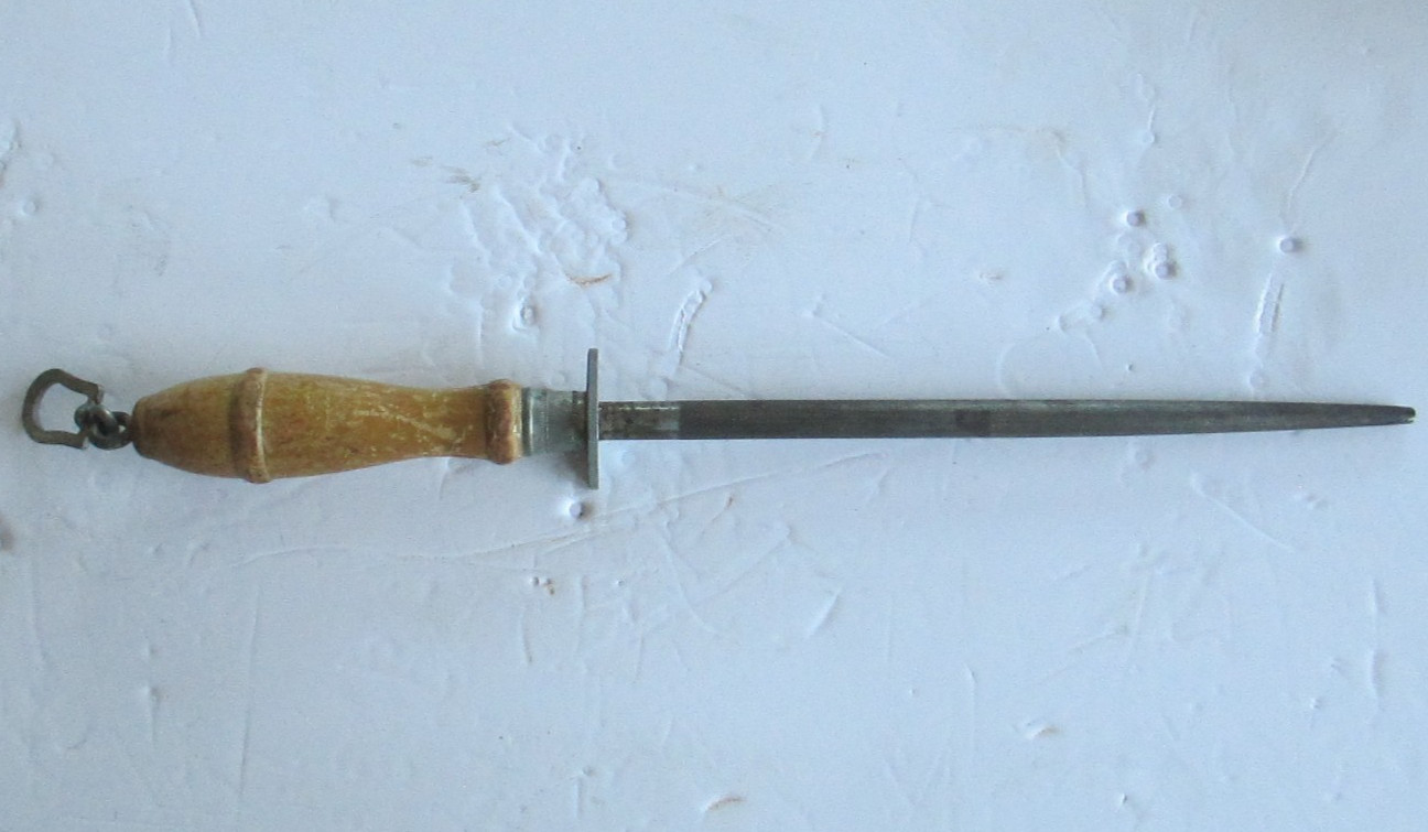 Vintage Sta-Sharp Magnetic Steel Knife Sharpening Honing Rod Wood Handle     C49
