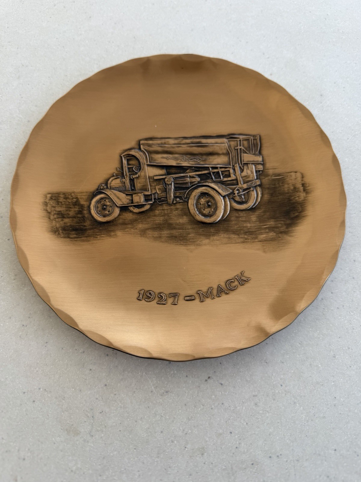 Vintage Bronze Plate Hand Made By Natale Leesburg 1927 Mack truck 7” Vintage Bronze Plate Hand Made By Natale Leesburg 1927 Mack truck 7”
