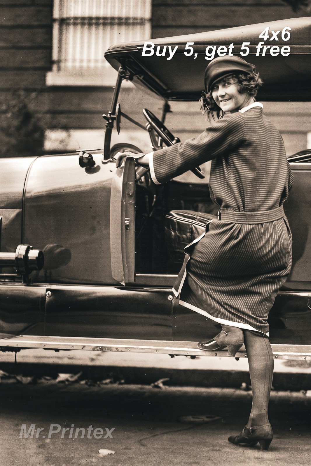 1920s Flapper Woman 💙 Vintage Car - 4x6 Photo - Antique Car Portrait