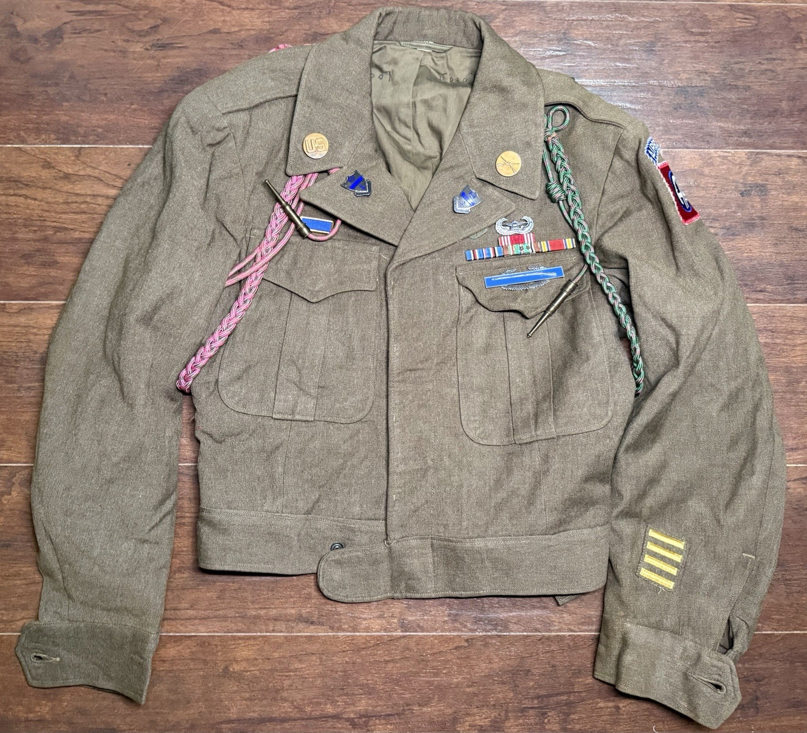 NAMED WWII 82nd Airborne 325th Glider Infantry Ike Jacket NAMED WWII 82nd Airborne 325th Glider Infantry Ike Jacket