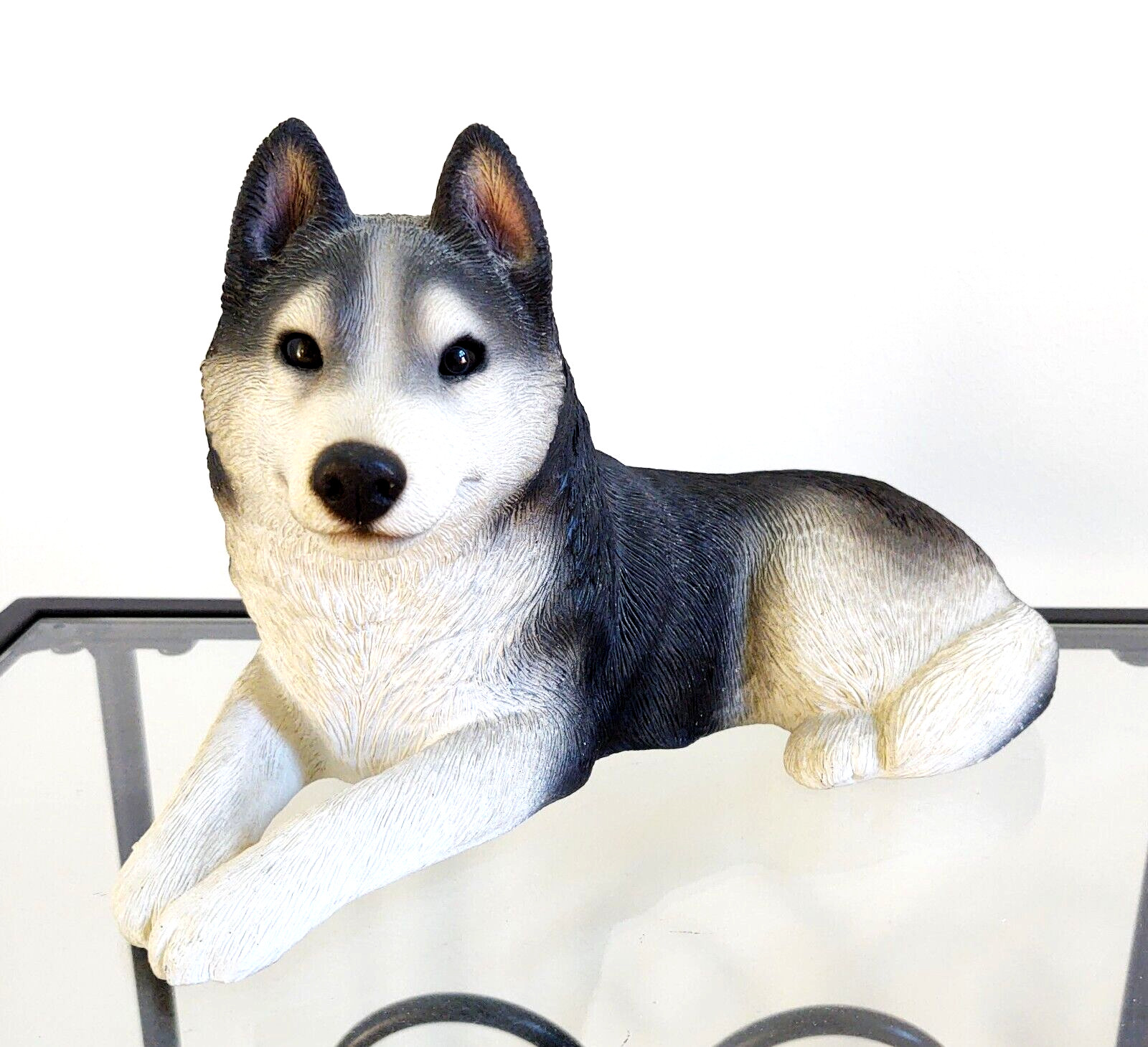 VINTAGE WOLF SANDICAST SCULPTURE ~ 1987