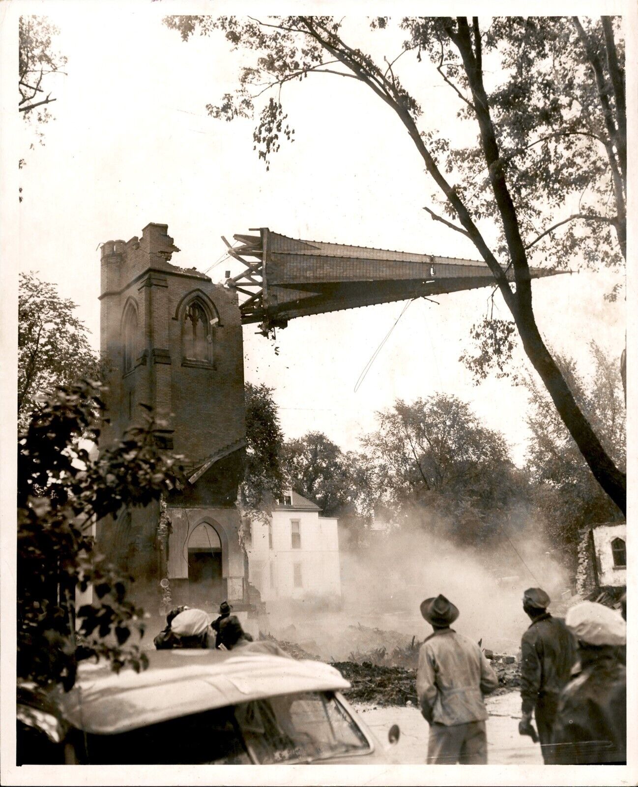 LD276 1952 Orig Photo ST PAUL PARK CONGREGATIONAL CHURCH TOWER RAZED AFTER FIRE