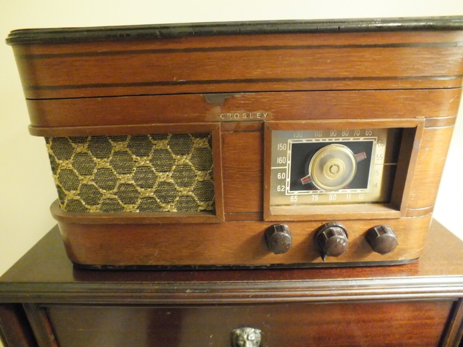 1940s Crosley 56TP-L tube radio-phonograph, Working.