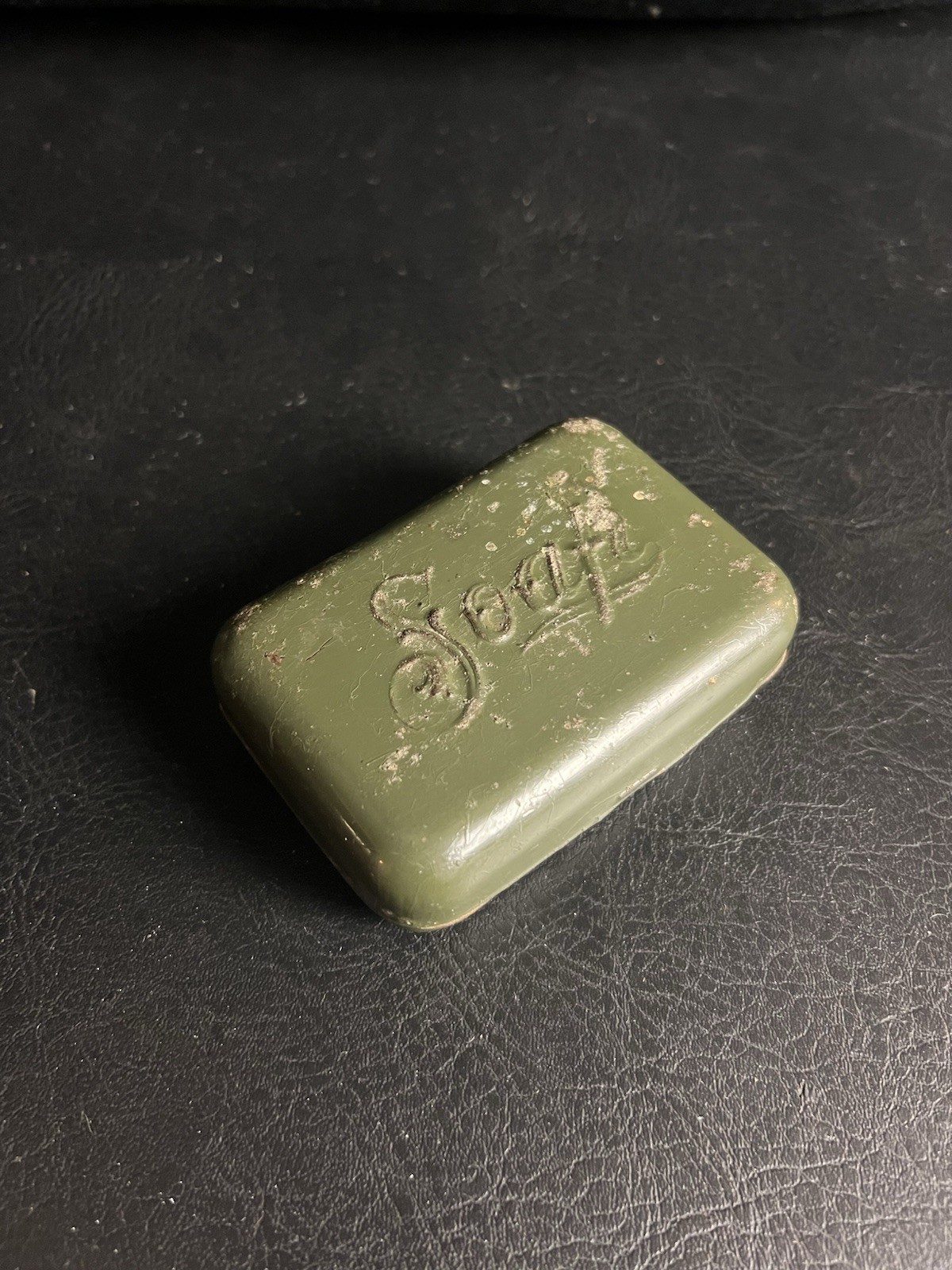 WWII US Army Green Metal Soap Box Travel Case Military Service Fancy Embossed WWII US Army Green Metal Soap Box Travel Case Military Service Fancy Embossed
