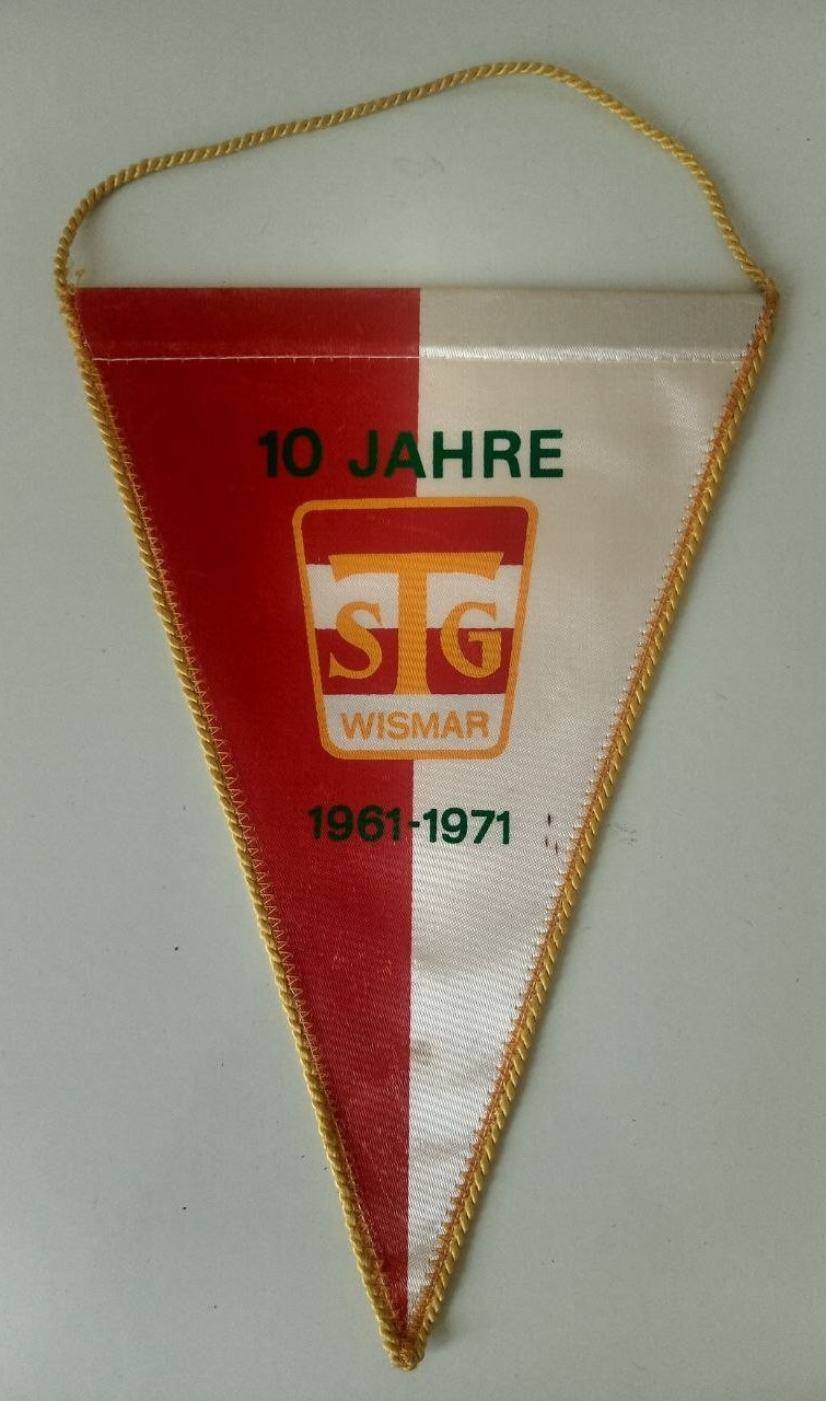 pennant GDR sports club STG Wismar 10 Jahre, East Germany pennant GDR sports club STG Wismar 10 Jahre, East Germany