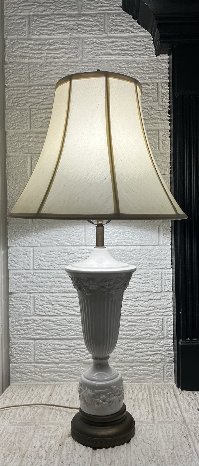 Wedgwood Embossed Cream Queensware Table Lamp W Shade Original Patina Brass Base Wedgwood Embossed Cream Queensware Table Lamp W Shade Original Patina Brass Base