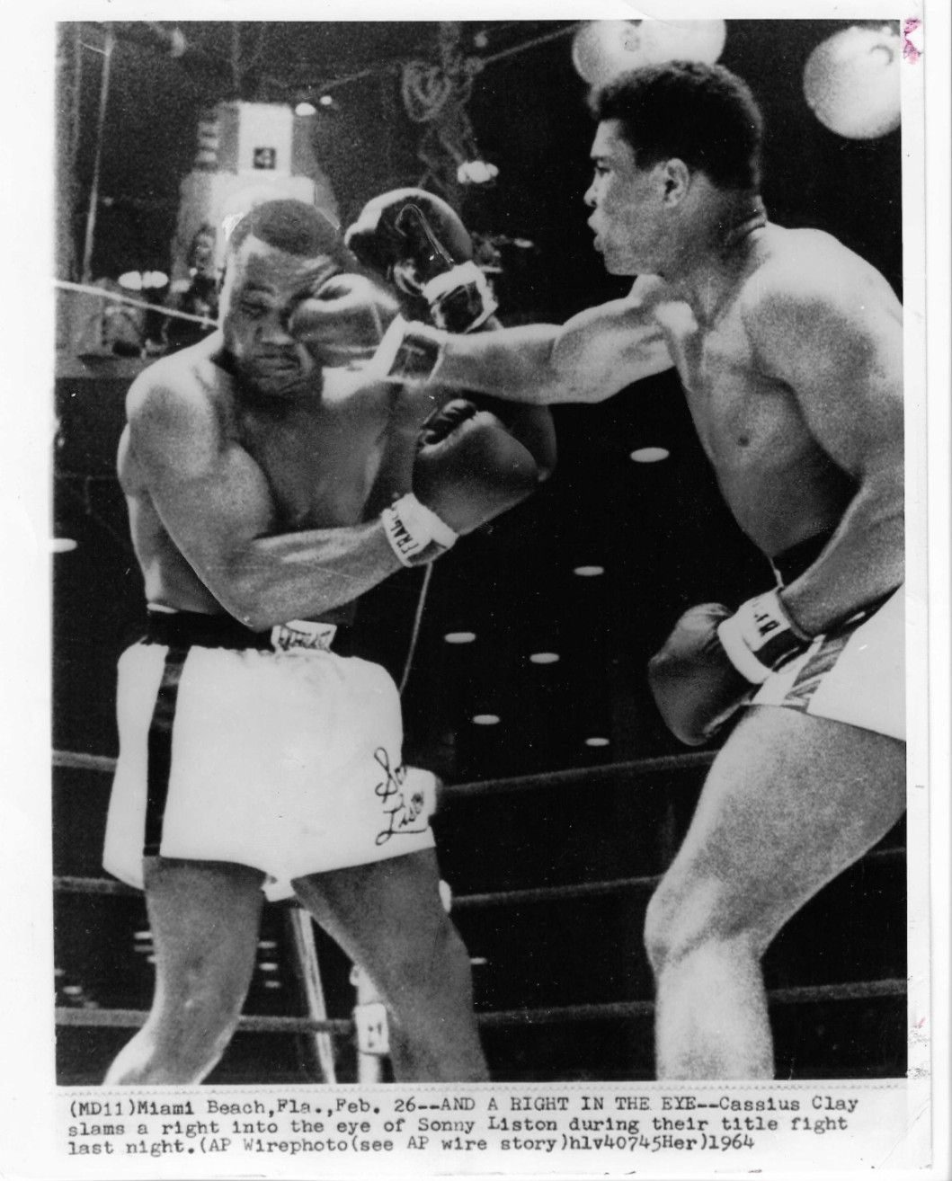 Muhammad Ali 1964 Title Sonny Liston photo vintage 8x10 AP Press Cassius Clay Muhammad Ali 1964 Title Sonny Liston photo vintage 8x10 AP Press Cassius Clay