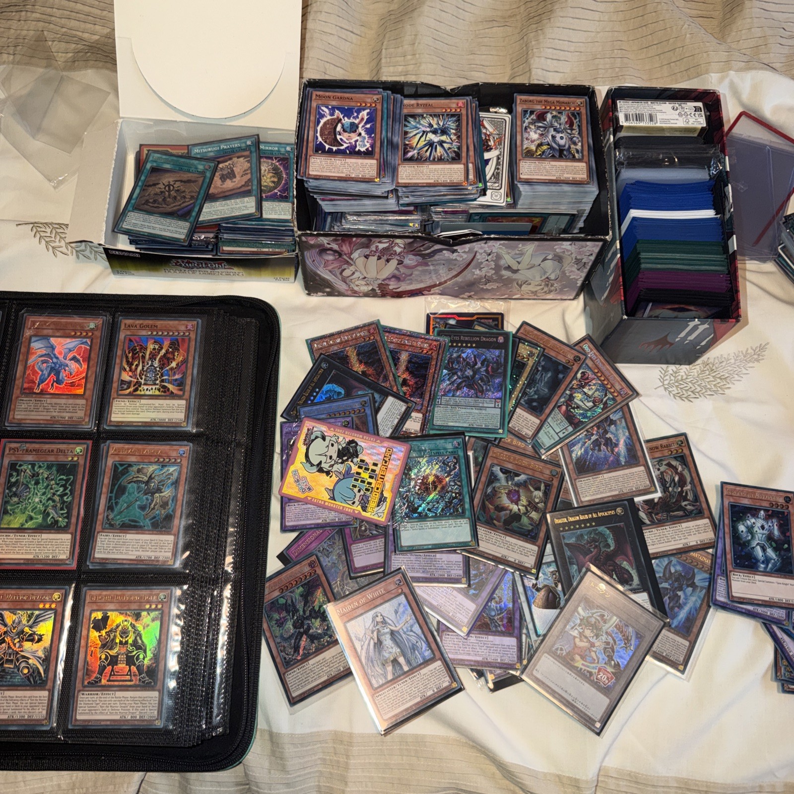 YuGiOh Card Massive Collection Joblot Bundle Bulk Holos Super Ultra Rare Set YuGiOh Card Massive Collection Joblot Bundle Bulk Holos Super Ultra Rare Set