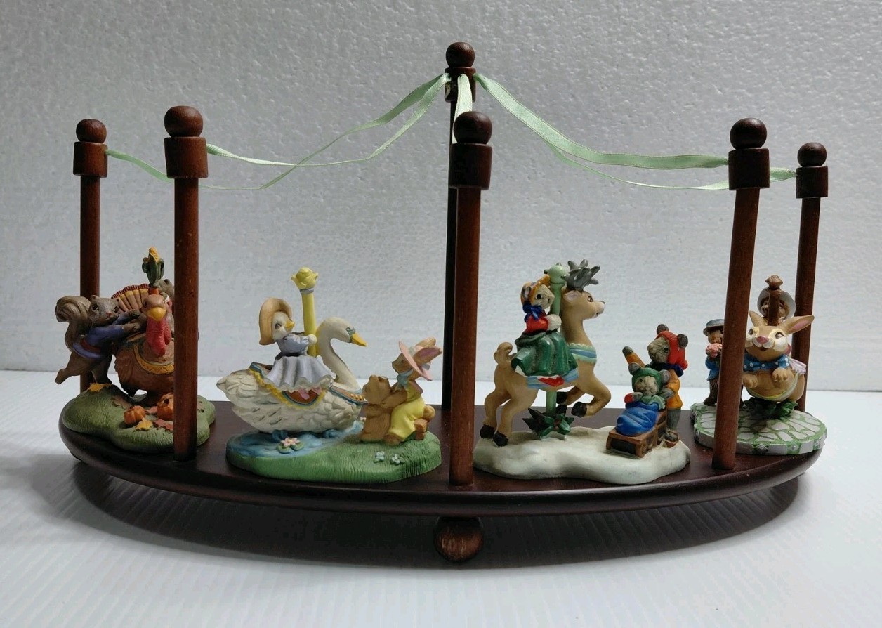 Rare 1993 Vintage Avon Carousel Wonderland With Miniatures & Display Stand Rare 1993 Vintage Avon Carousel Wonderland With Miniatures & Display Stand