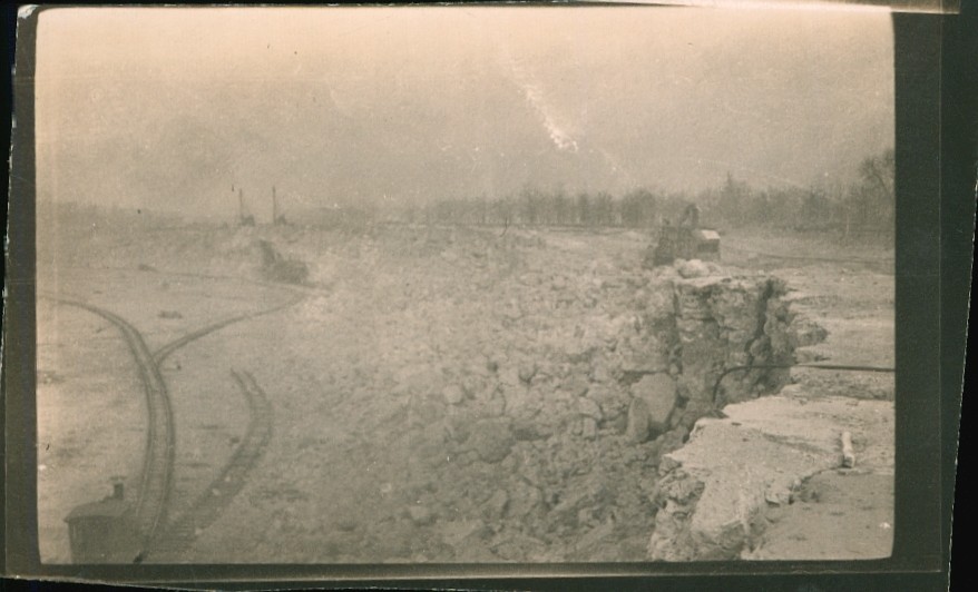 Old Vintage Photo PANAMA CANAL RAILWAY TRAIN RAILROAD TRACKS CONSTRUCTION SCENE Old Vintage Photo PANAMA CANAL RAILWAY TRAIN RAILROAD TRACKS CONSTRUCTION SCENE