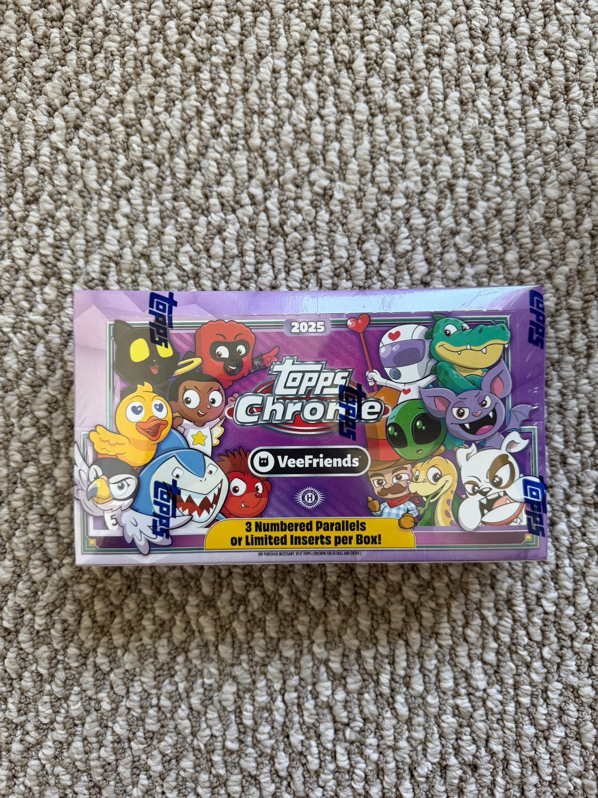 2025 Topps Chrome VeeFriends Hobby Box Sealed 3 Numbered Parallels 2025 Topps Chrome VeeFriends Hobby Box Sealed 3 Numbered Parallels
