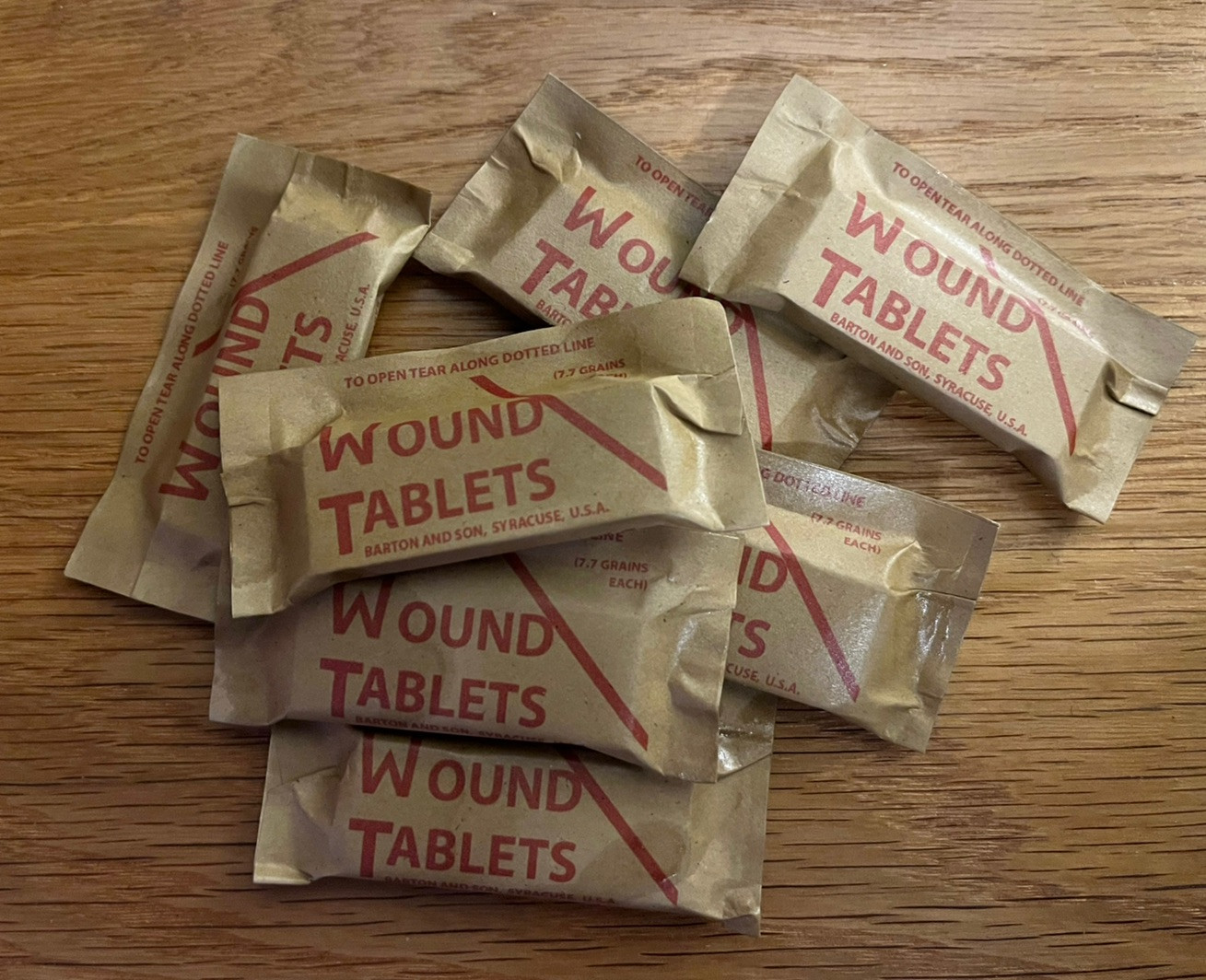 WWII US Wound Tablet LOT OF 80 Reproduction INERT WWII US Wound Tablet LOT OF 80 Reproduction INERT
