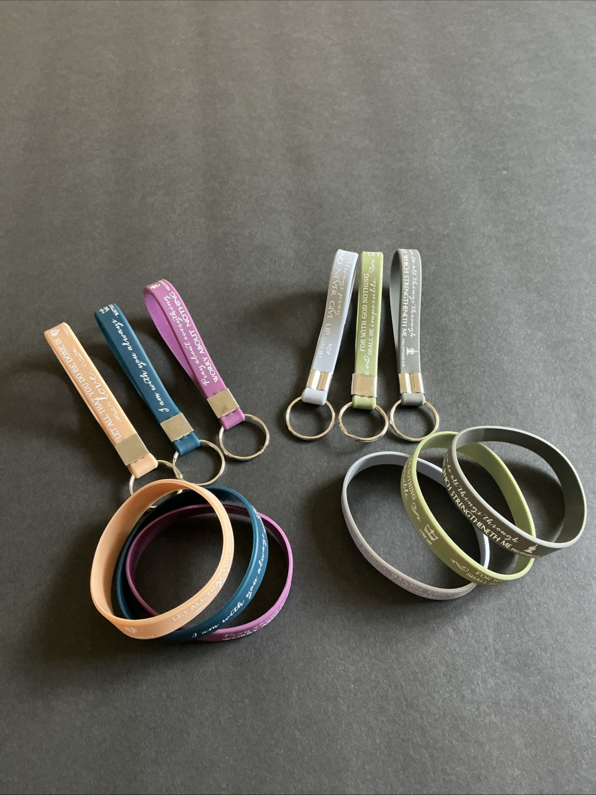 Faith Inspired 12pc Lot Matching Sets Spiritual Key Chains/Bracelets Brand New Faith Inspired 12pc Lot Matching Sets Spiritual Key Chains/Bracelets Brand New