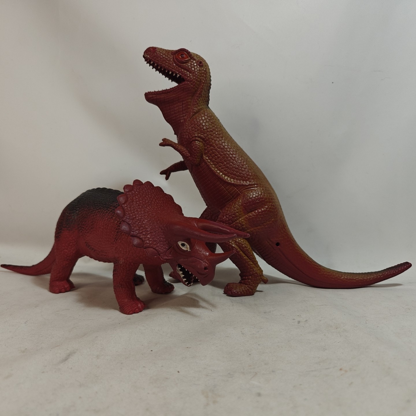 Vintage Tyrannosaurus Rex & Triceratops Dinosaur Lot 1986 DOR MEI 2 Derpasaurs Vintage Tyrannosaurus Rex & Triceratops Dinosaur Lot 1986 DOR MEI 2 Derpasaurs